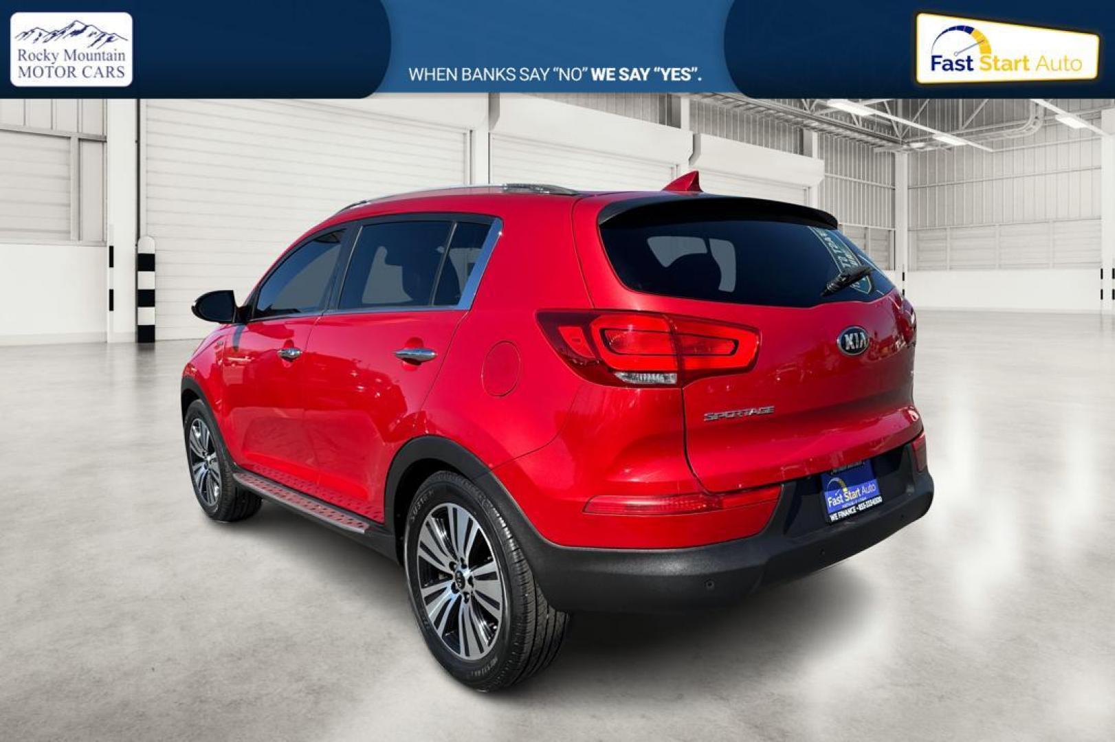 2014 Red Kia Sportage EX AWD (KNDPCCAC4E7) with an 2.4L V6 DOHC 24V engine, 6-Speed Automatic transmission, located at 7755 State Street, Midvale, UT, 84047, (801) 753-9063, 40.610329, -111.890656 - Photo#4
