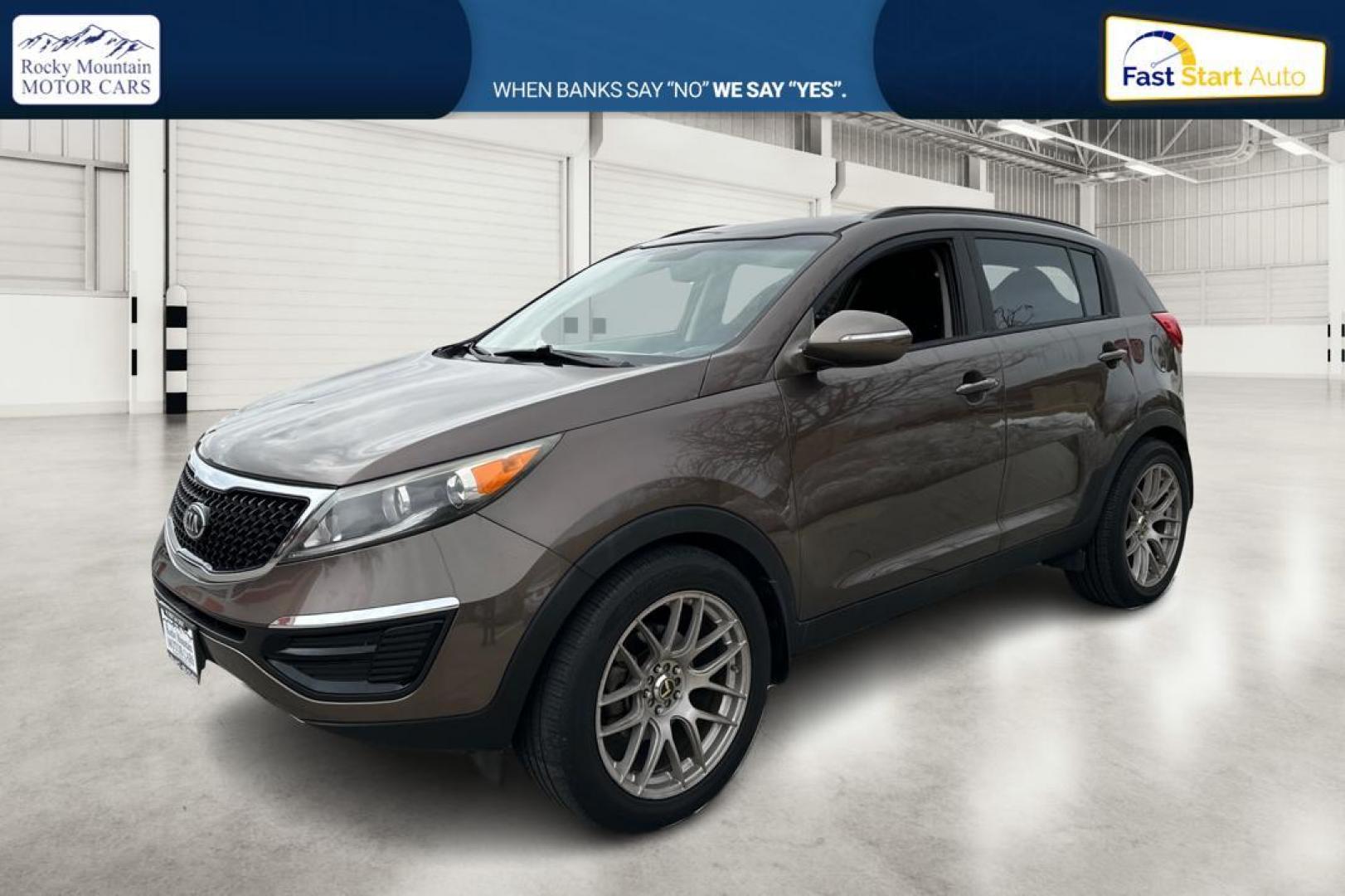 2014 Brown Kia Sportage LX FWD (KNDPB3AC6E7) with an 2.4L V6 DOHC 24V engine, 6-Speed Automatic transmission, located at 7755 State Street, Midvale, UT, 84047, (801) 753-9063, 40.610329, -111.890656 - Photo#8