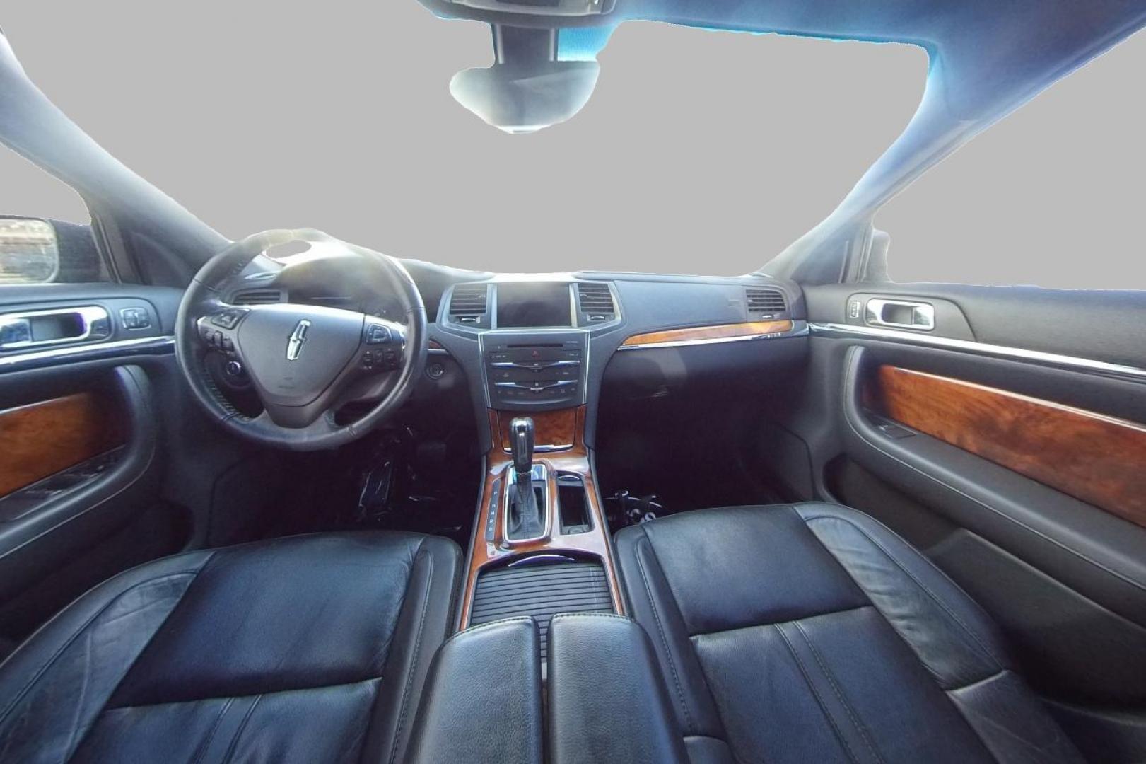 2014 Gray Lincoln MKS AWD (1LNHL9EKXEG) with an 3.5L V6 DOHC 24V engine, 6-Speed Automatic transmission, located at 7755 State Street, Midvale, UT, 84047, (801) 753-9063, 40.610329, -111.890656 - Photo#16