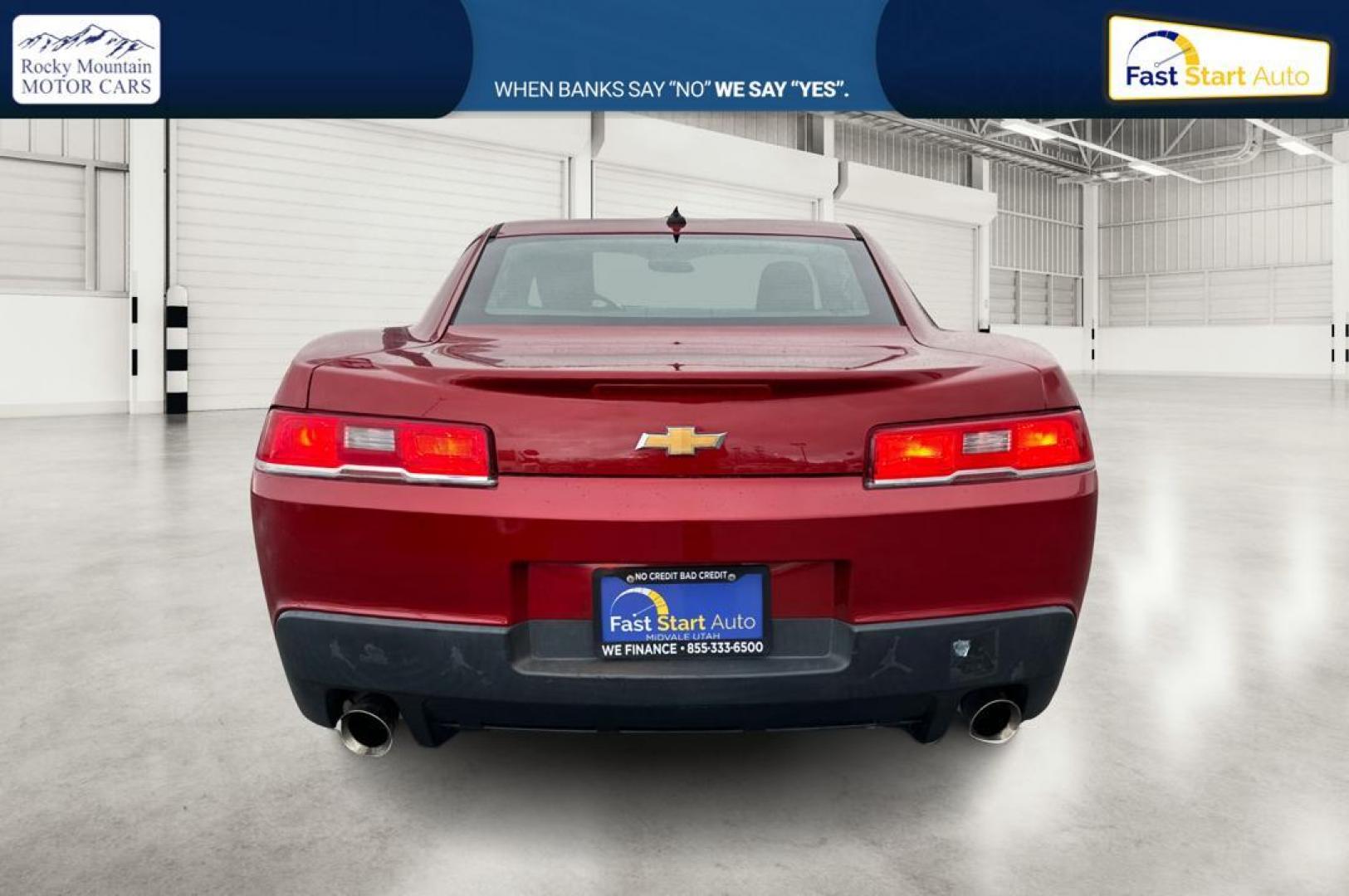 2015 Red Chevrolet Camaro 1LS Coupe (2G1FA1E33F9) with an 3.6L V6 DOHC 24V FFV engine, 6-Speed Manual transmission, located at 7755 State Street, Midvale, UT, 84047, (801) 753-9063, 40.610329, -111.890656 - Photo#4