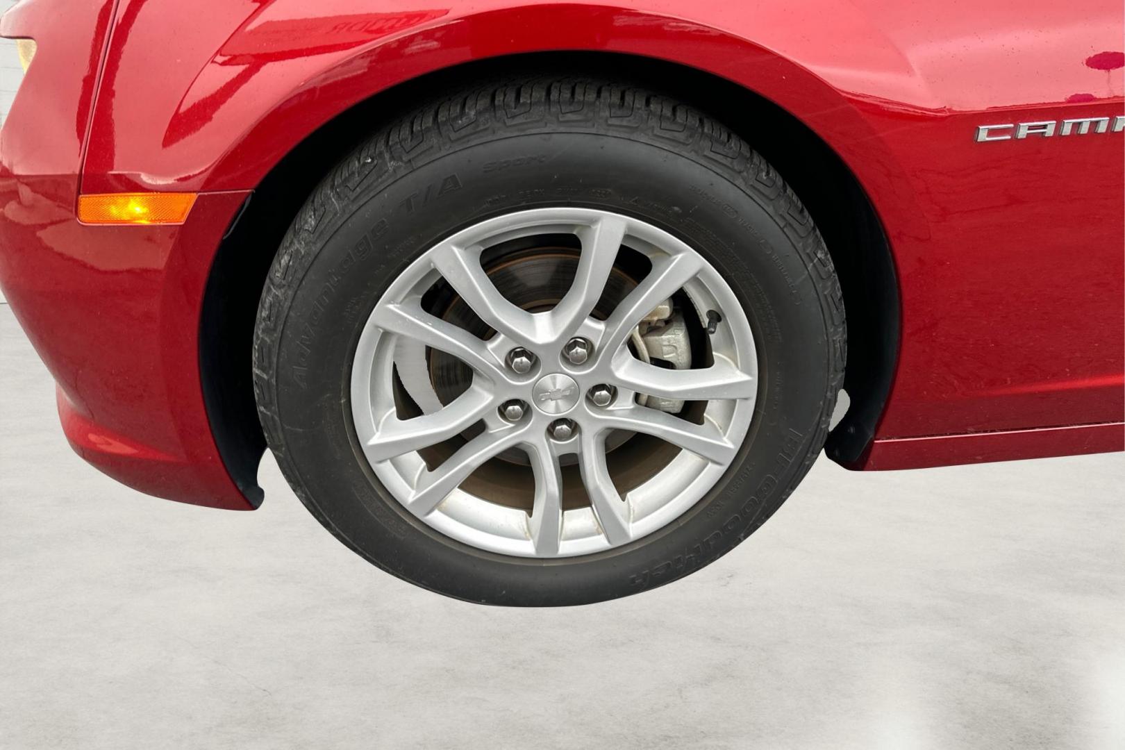 2015 Red Chevrolet Camaro 1LS Coupe (2G1FA1E33F9) with an 3.6L V6 DOHC 24V FFV engine, 6-Speed Manual transmission, located at 7755 State Street, Midvale, UT, 84047, (801) 753-9063, 40.610329, -111.890656 - Photo#12