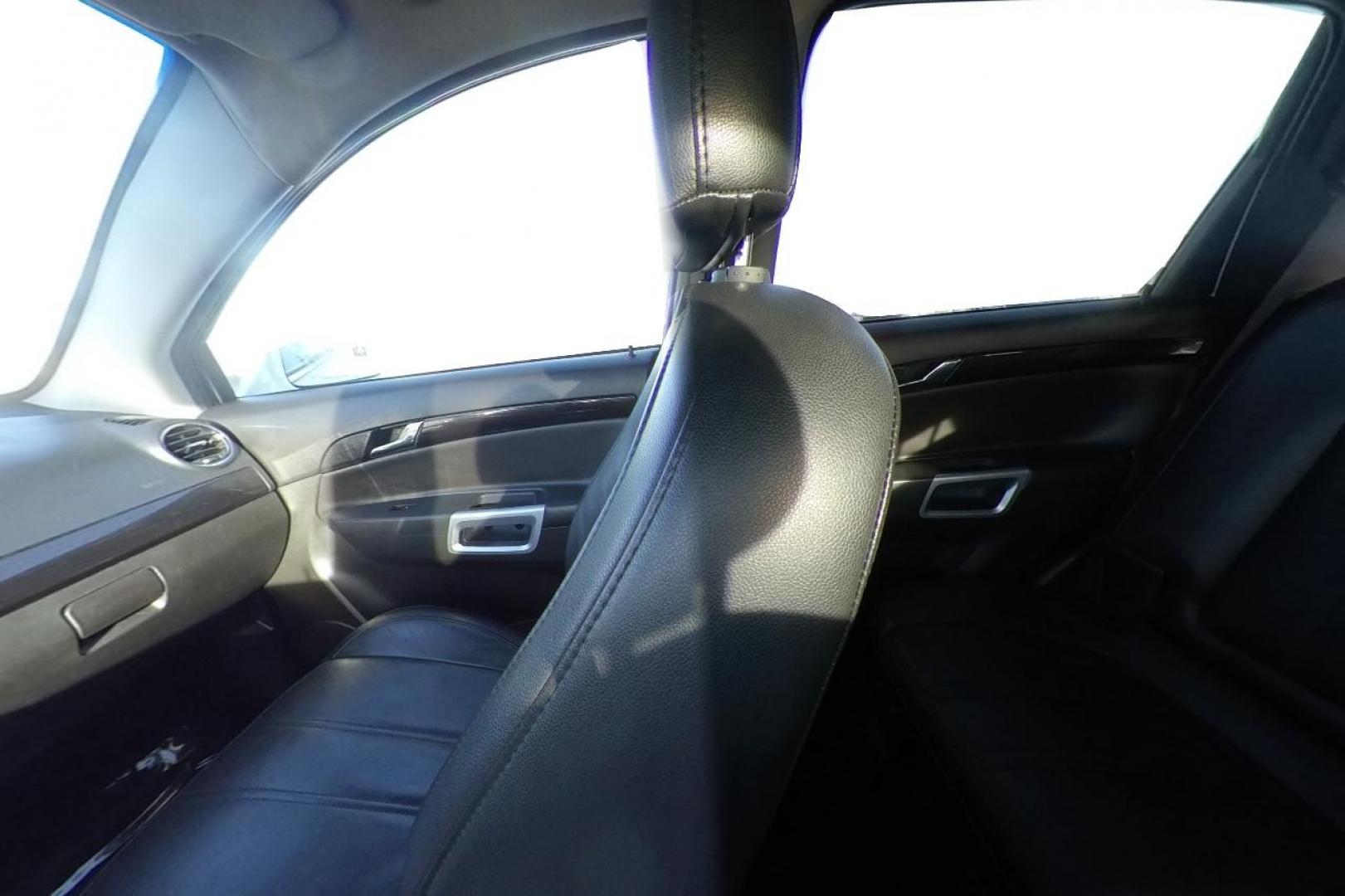 2015 White Chevrolet Captiva Sport LTZ FWD (3GNAL4EK1FS) with an 2.4L L4 DOHC 16V FFV engine, 6-Speed Automatic transmission, located at 7755 State Street, Midvale, UT, 84047, (801) 753-9063, 40.610329, -111.890656 - Photo#17