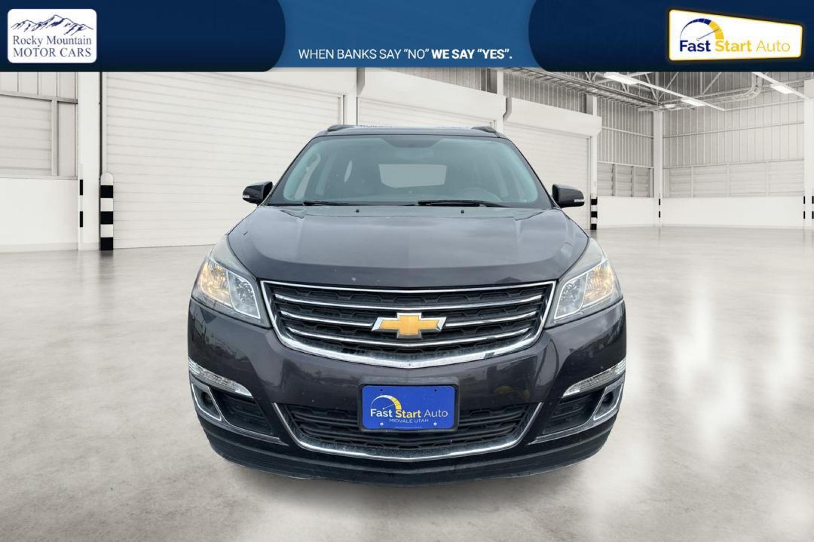 2015 Gray Chevrolet Traverse 2LT FWD (1GNKRHKD8FJ) with an 3.6L V6 DOHC 24V engine, 6-Speed Automatic transmission, located at 7755 State Street, Midvale, UT, 84047, (801) 753-9063, 40.610329, -111.890656 - Photo#9