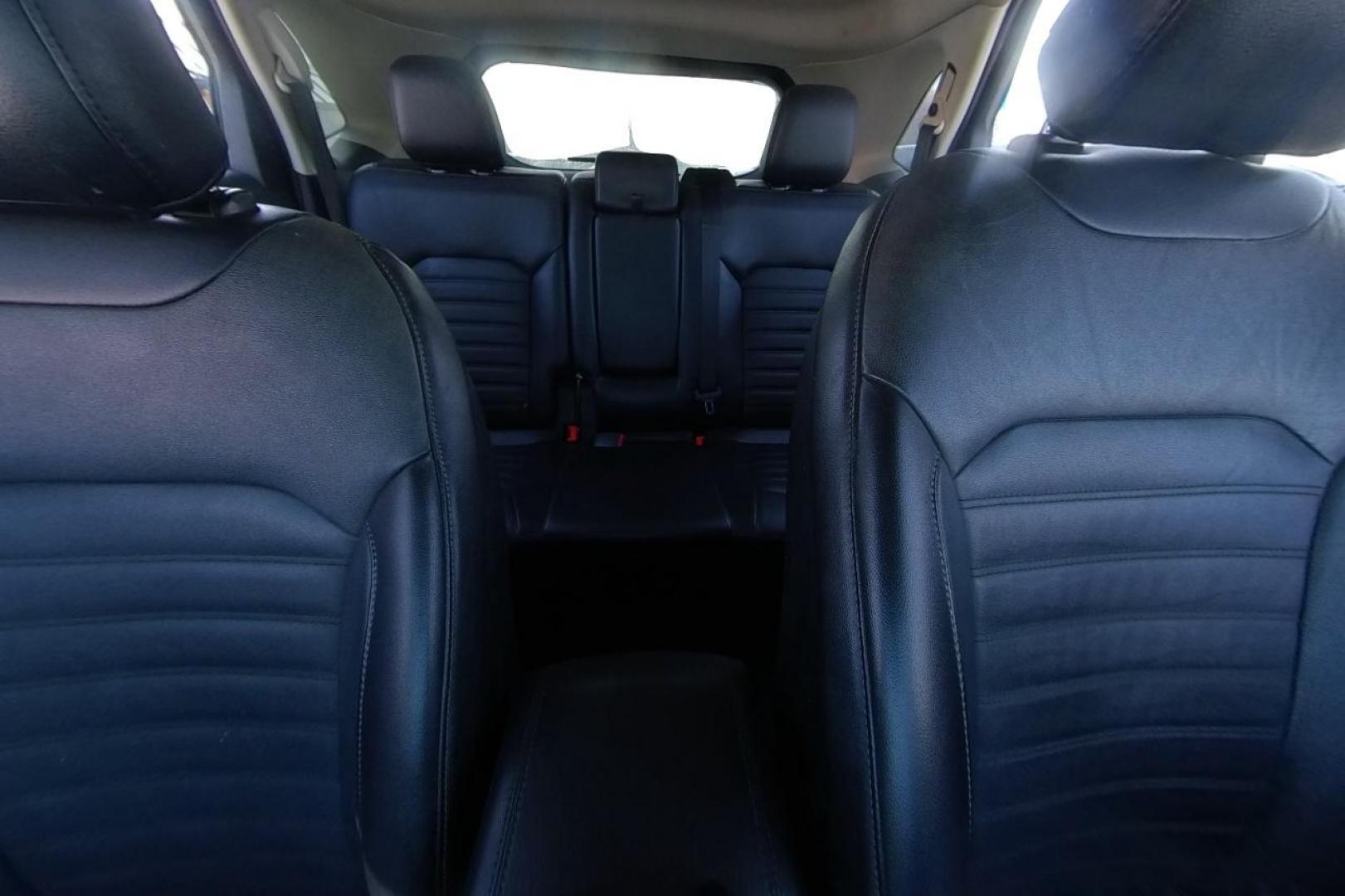 2015 Silver Ford Edge SEL FWD (2FMTK3J96FB) with an 2.0L L4 DOHC 16V engine, 6-Speed Automatic transmission, located at 767 S State Road, Pleasant Grove, UT, 84062, (801) 785-1058, 40.354839, -111.736687 - Photo#16