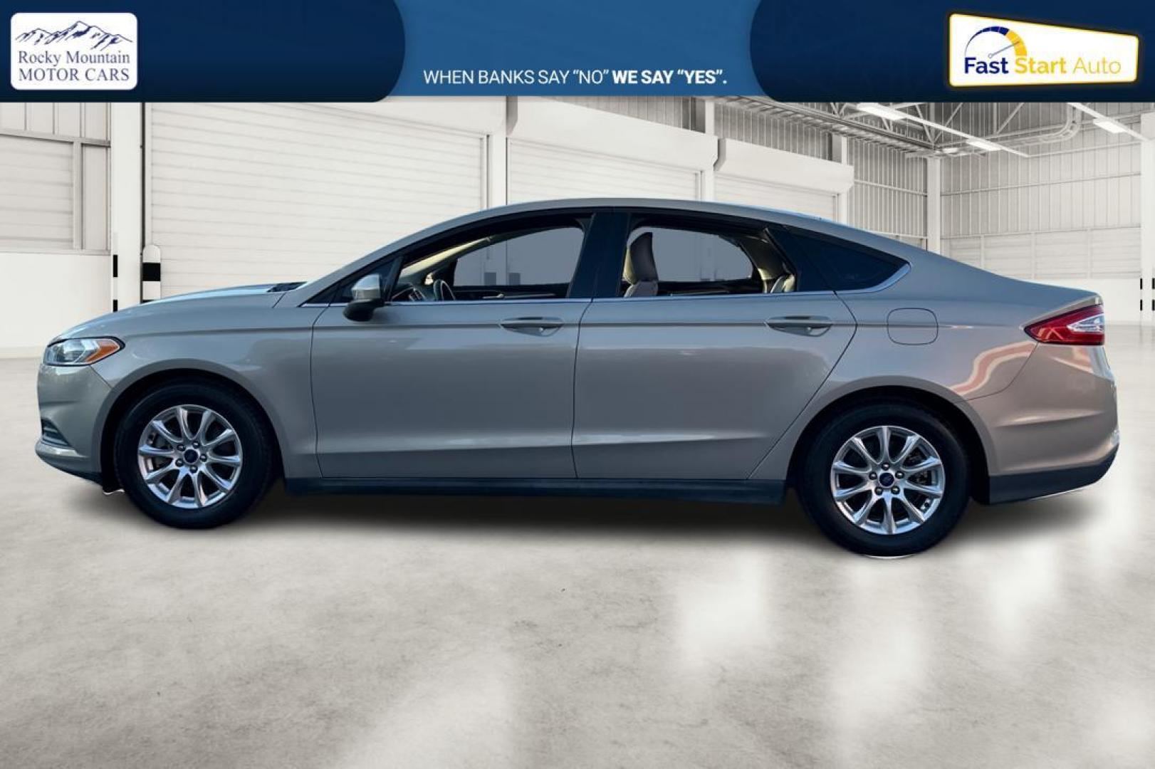 2015 Gray Ford Fusion S (3FA6P0G77FR) with an 2.5L L4 DOHC 16V engine, Auto, 6-Spd w/SelShft transmission, located at 7755 State Street, Midvale, UT, 84047, (801) 753-9063, 40.610329, -111.890656 - Photo#6