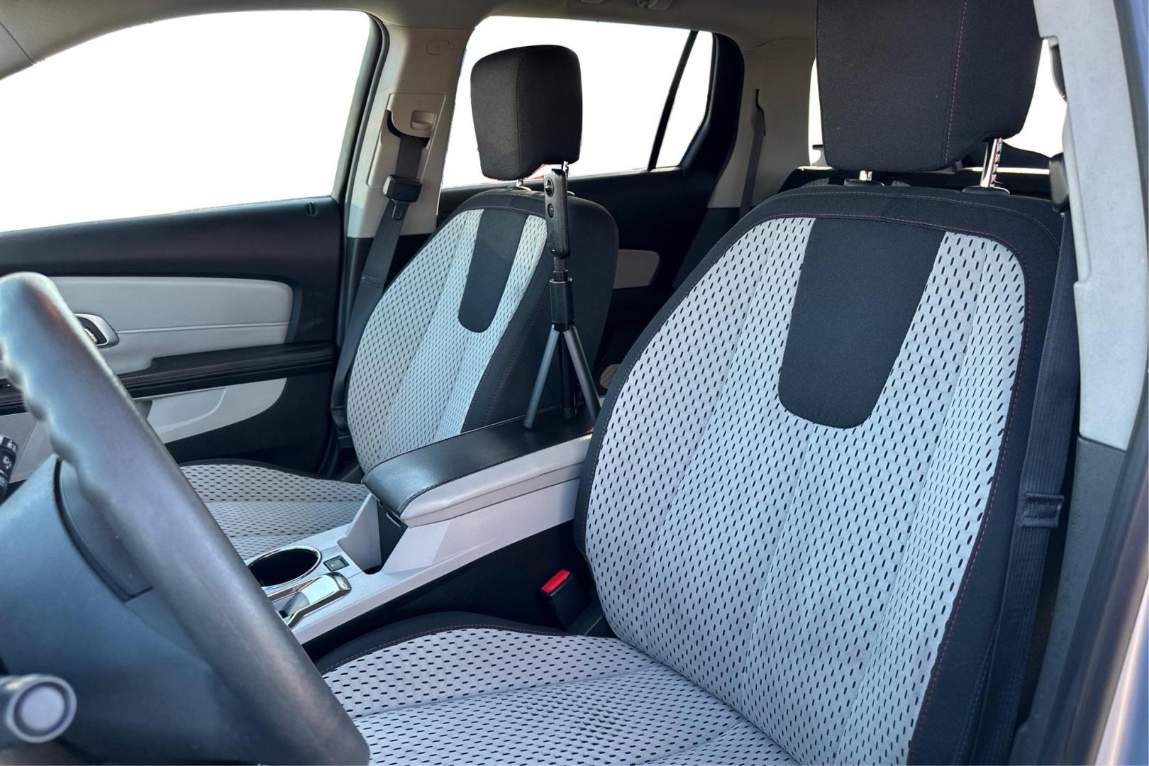 2015 Silver GMC Terrain SLE1 FWD (2GKALMEKXF6) with an 2.4L L4 DOHC 16V FFV engine, 6-Speed Automatic transmission, located at 7755 State Street, Midvale, UT, 84047, (801) 753-9063, 40.610329, -111.890656 - Photo#14