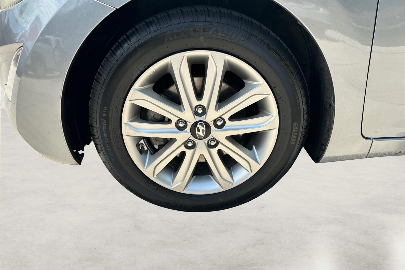 2015 Gray Hyundai Elantra Limited (KMHDH4AE1FU) with an 1.8L L4 DOHC 16V engine, 6-Speed Automatic transmission, located at 767 S State Road, Pleasant Grove, UT, 84062, (801) 785-1058, 40.354839, -111.736687 - Photo#12