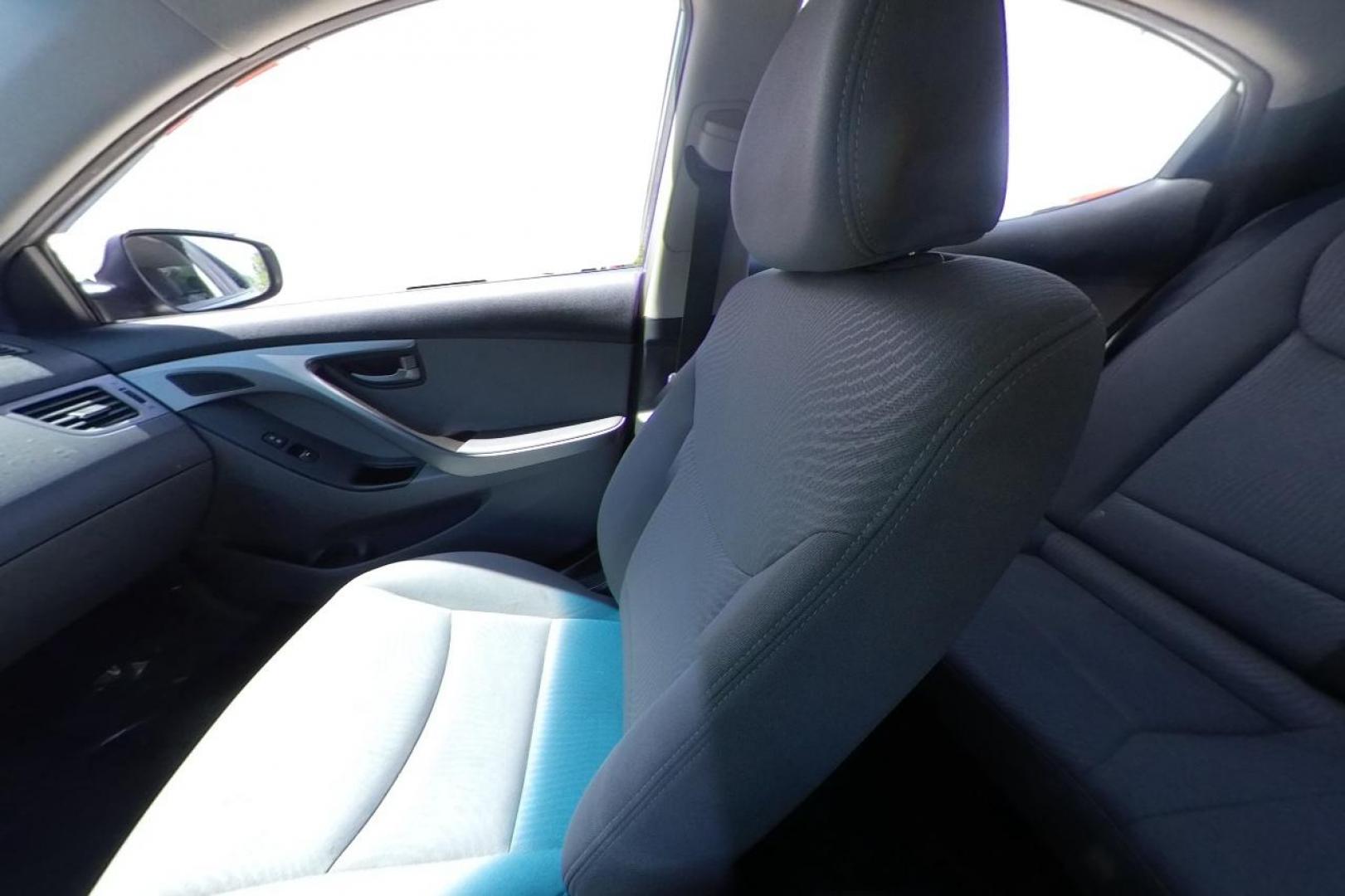 2015 Gray Hyundai Elantra Limited (KMHDH4AE7FU) with an 1.8L L4 DOHC 16V engine, 6-Speed Automatic transmission, located at 767 S State Road, Pleasant Grove, UT, 84062, (801) 785-1058, 40.354839, -111.736687 - Photo#15