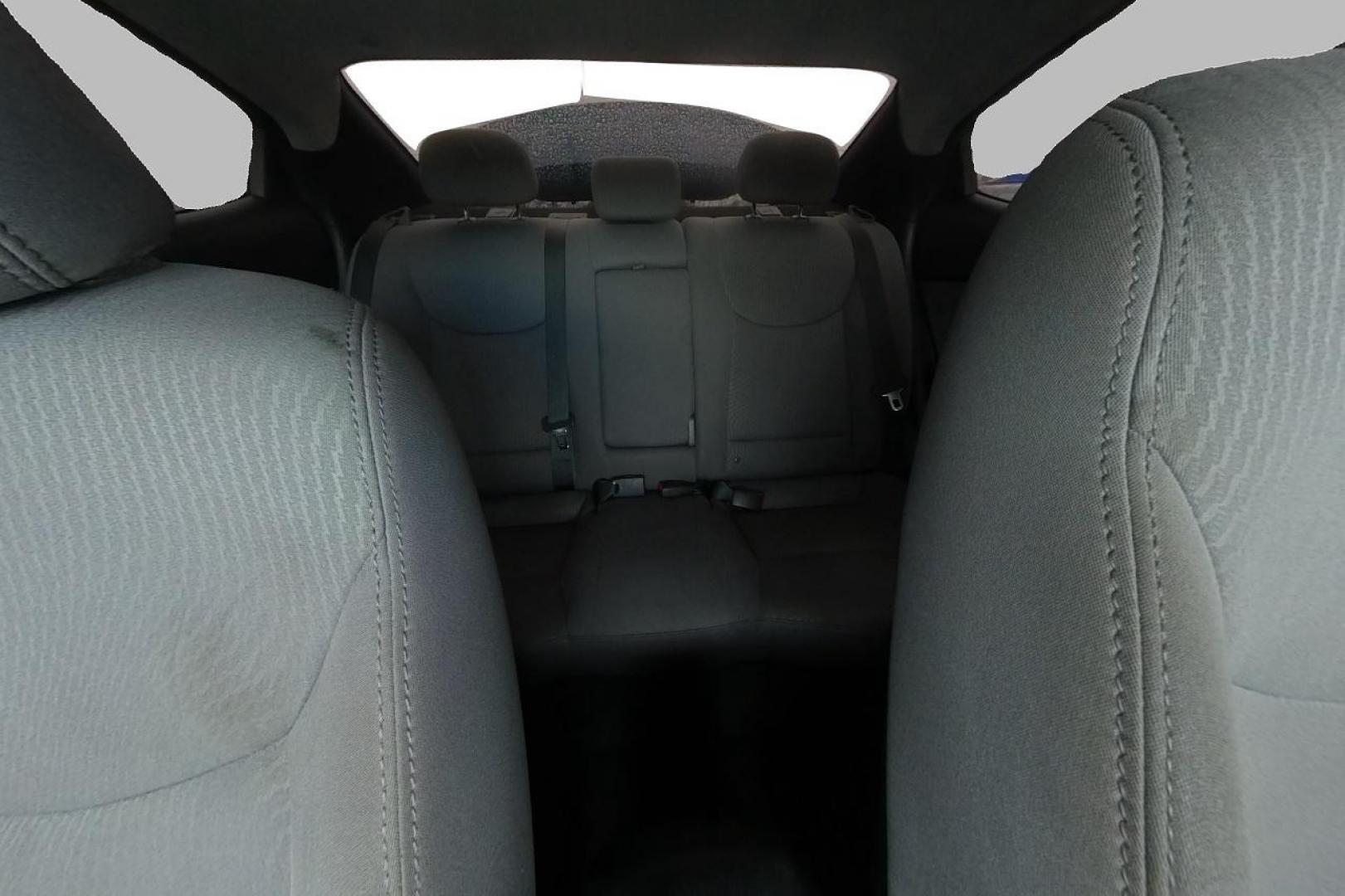 2015 Blue Hyundai Elantra Limited (5NPDH4AE3FH) with an 1.8L L4 DOHC 16V engine, 6-Speed Automatic transmission, located at 344 S Washington Blvd, Ogden, UT, 84404, (801) 399-1799, 41.255482, -111.970848 - Photo#18