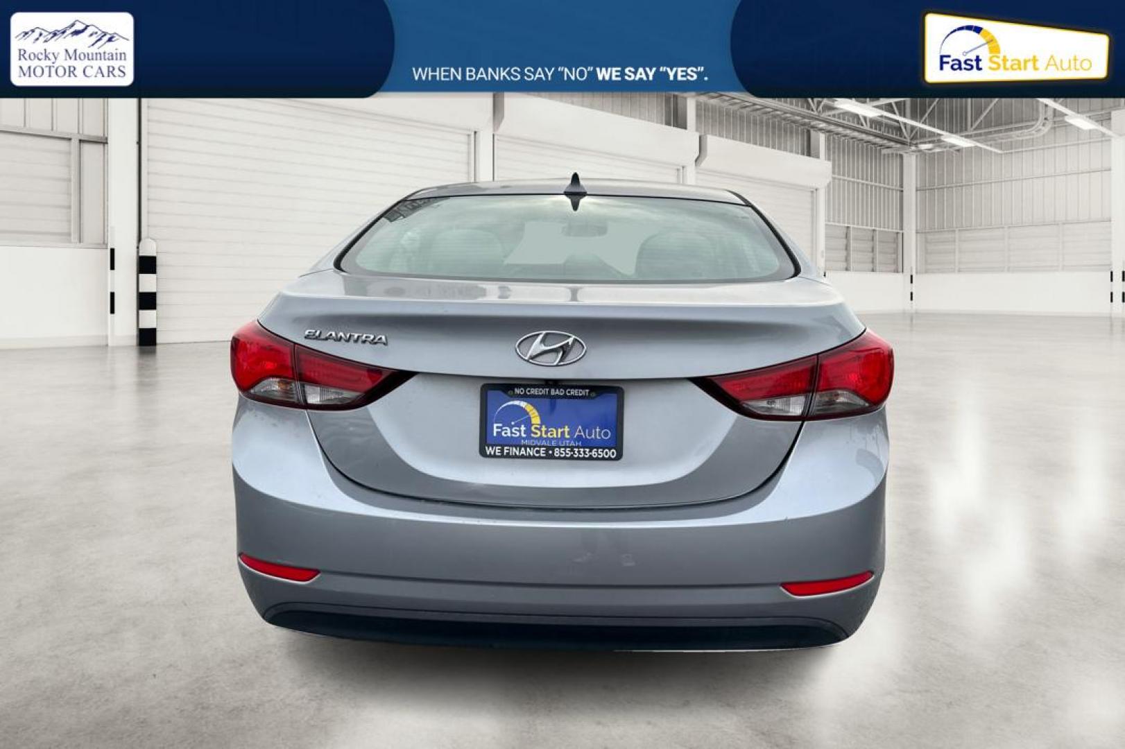 2015 Silver Hyundai Elantra Limited (5NPDH4AE9FH) with an 1.8L L4 DOHC 16V engine, 6-Speed Automatic transmission, located at 7755 State Street, Midvale, UT, 84047, (801) 753-9063, 40.610329, -111.890656 - Photo#4