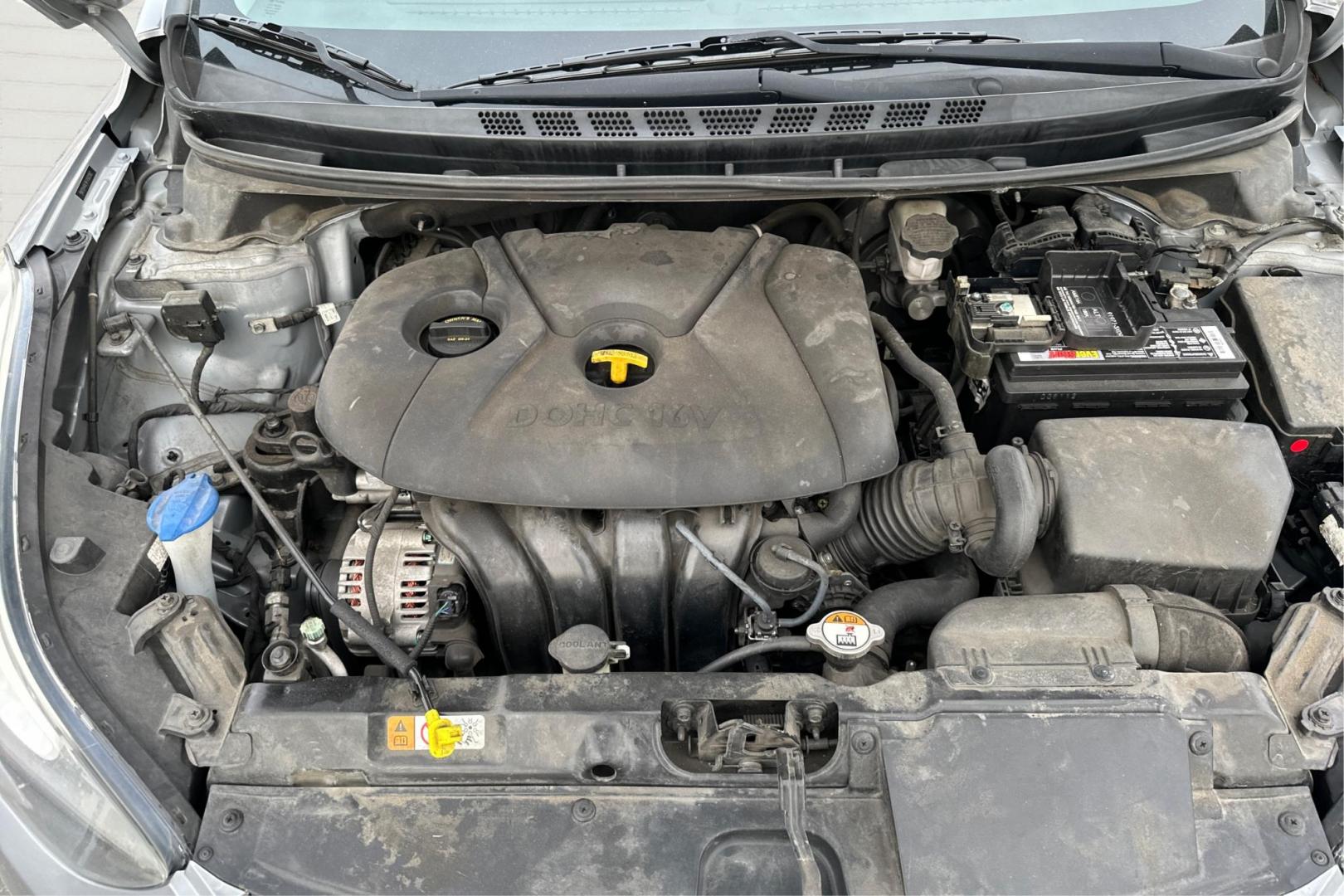 2015 Silver Hyundai Elantra Limited (5NPDH4AE9FH) with an 1.8L L4 DOHC 16V engine, 6-Speed Automatic transmission, located at 7755 State Street, Midvale, UT, 84047, (801) 753-9063, 40.610329, -111.890656 - Photo#10