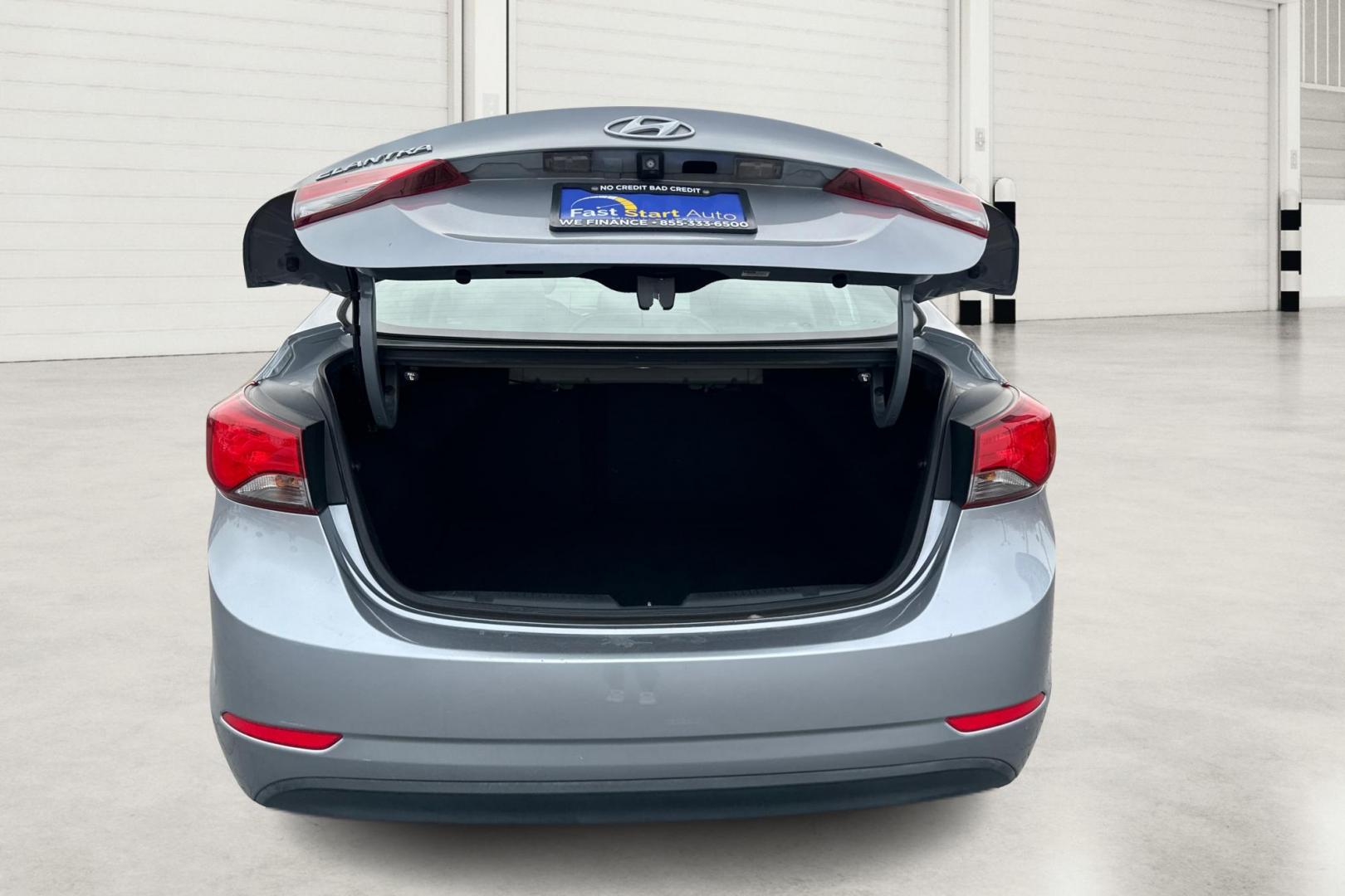 2015 Silver Hyundai Elantra Limited (5NPDH4AE9FH) with an 1.8L L4 DOHC 16V engine, 6-Speed Automatic transmission, located at 7755 State Street, Midvale, UT, 84047, (801) 753-9063, 40.610329, -111.890656 - Photo#13