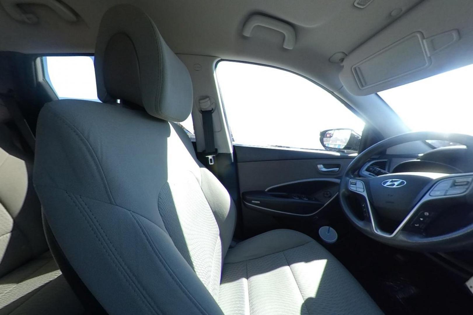 2015 Silver Hyundai Santa Fe Sport 2.4 FWD (5XYZT3LB1FG) with an 2.4L L4 DOHC 16V engine, 6-Speed Automatic transmission, located at 7755 State Street, Midvale, UT, 84047, (801) 753-9063, 40.610329, -111.890656 - Photo#19