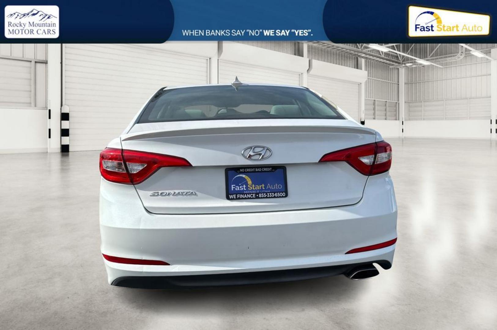 2015 White Hyundai Sonata ECO (5NPE24AF1FH) with an 1.6L L4 DOHC 16V engine, 7-Speed Automatic transmission, located at 7755 State Street, Midvale, UT, 84047, (801) 753-9063, 40.610329, -111.890656 - Photo#4