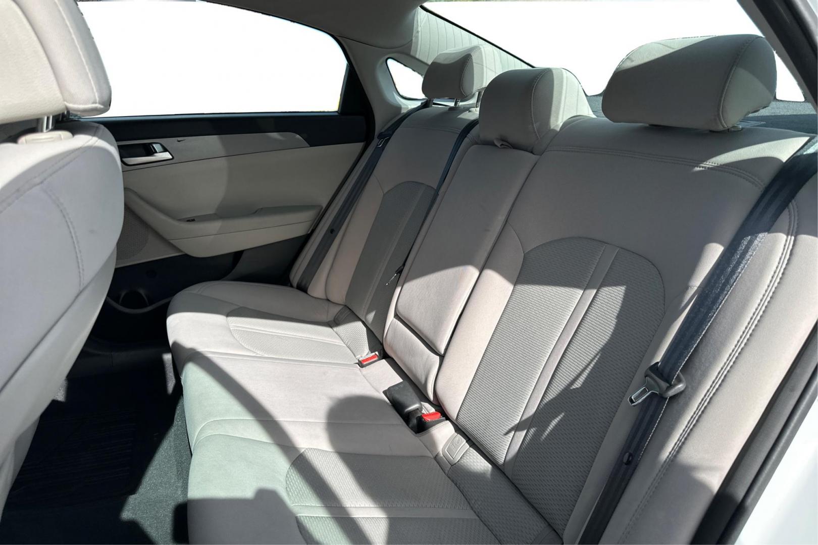 2015 White Hyundai Sonata ECO (5NPE24AF1FH) with an 1.6L L4 DOHC 16V engine, 7-Speed Automatic transmission, located at 7755 State Street, Midvale, UT, 84047, (801) 753-9063, 40.610329, -111.890656 - Photo#15