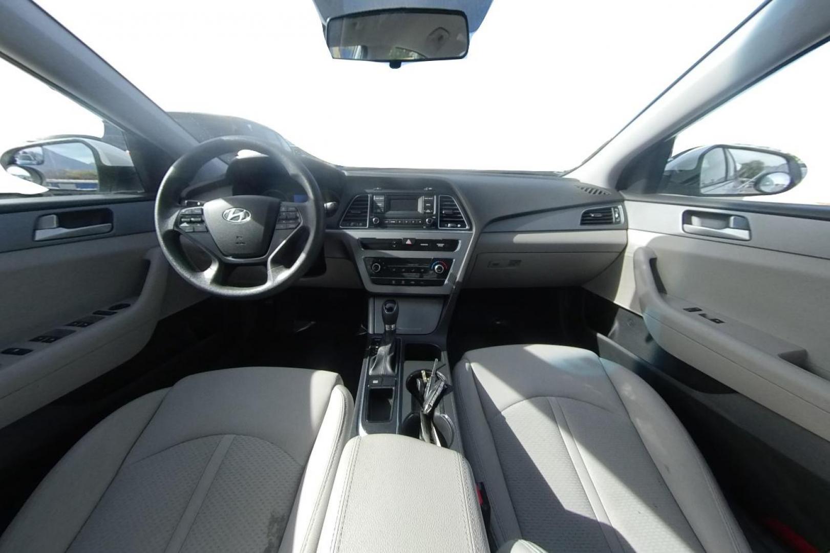 2015 White Hyundai Sonata ECO (5NPE24AF1FH) with an 1.6L L4 DOHC 16V engine, 7-Speed Automatic transmission, located at 7755 State Street, Midvale, UT, 84047, (801) 753-9063, 40.610329, -111.890656 - Photo#16