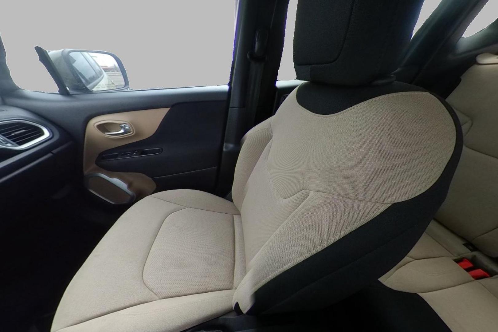 2015 Brown JEEP Renegade (ZACCJABT0FP) with an 2.4 engine, located at 7755 State Street, Midvale, UT, 84047, (801) 753-9063, 40.610329, -111.890656 - Photo#17