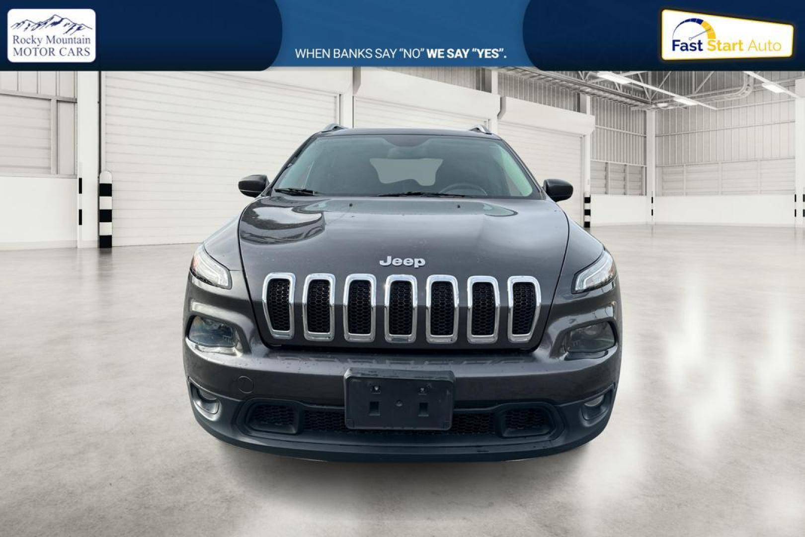 2015 Gray Jeep Cherokee Latitude FWD (1C4PJLCS0FW) with an 3.2L V6 DOHC 24V engine, 9-Speed Automatic transmission, located at 7755 State Street, Midvale, UT, 84047, (801) 753-9063, 40.610329, -111.890656 - Photo#9