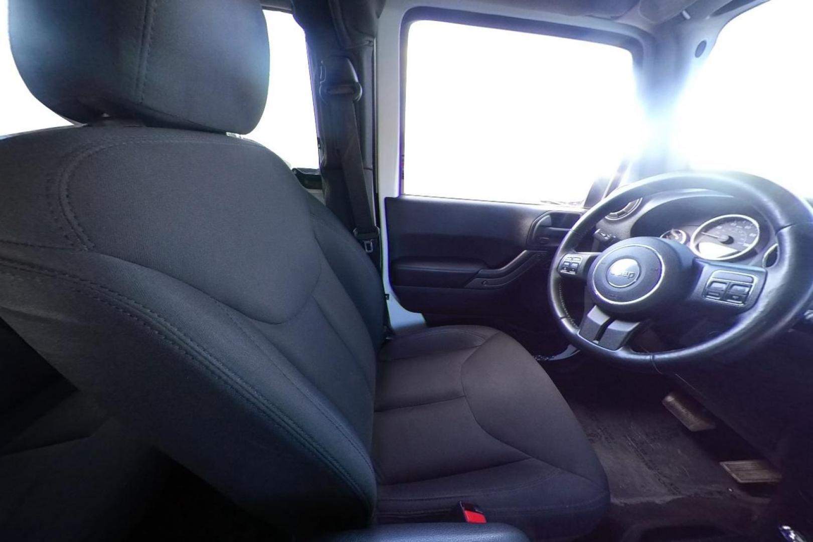 2015 White Jeep Wrangler Sport 4WD (1C4AJWAG2FL) with an 3.6L V6 DOHC 24V FFV engine, Automatic, 5-Spd transmission, located at 767 S State Road, Pleasant Grove, UT, 84062, (801) 785-1058, 40.354839, -111.736687 - Photo#15