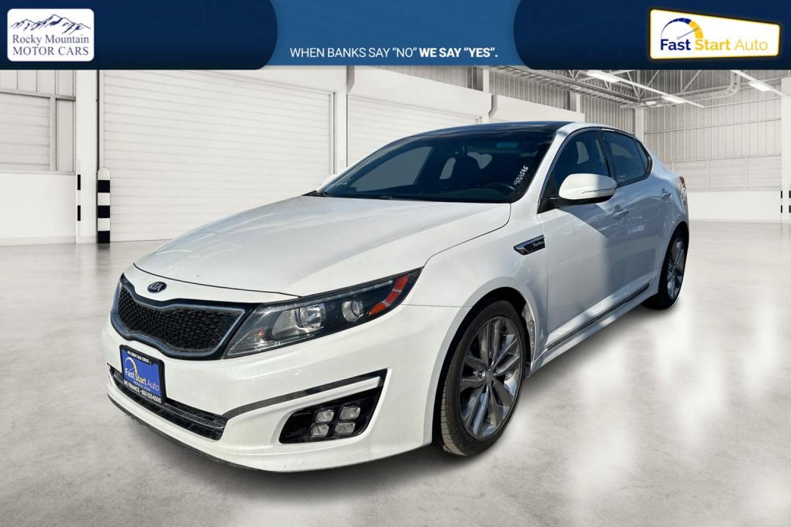 2015 White Kia Optima SX Turbo (5XXGR4A68FG) with an 2.0L L4 DOHC 16V TURBO engine, 6-Speed Automatic transmission, located at 344 S Washington Blvd, Ogden, UT, 84404, (801) 399-1799, 41.255482, -111.970848 - Photo#8