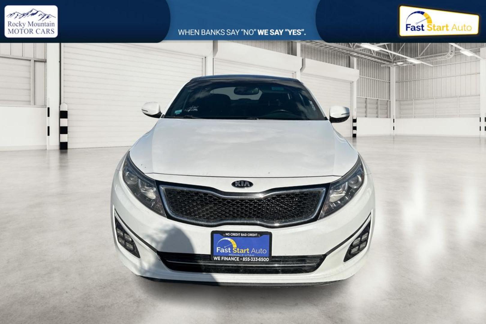 2015 White Kia Optima SX Turbo (5XXGR4A68FG) with an 2.0L L4 DOHC 16V TURBO engine, 6-Speed Automatic transmission, located at 344 S Washington Blvd, Ogden, UT, 84404, (801) 399-1799, 41.255482, -111.970848 - Photo#9