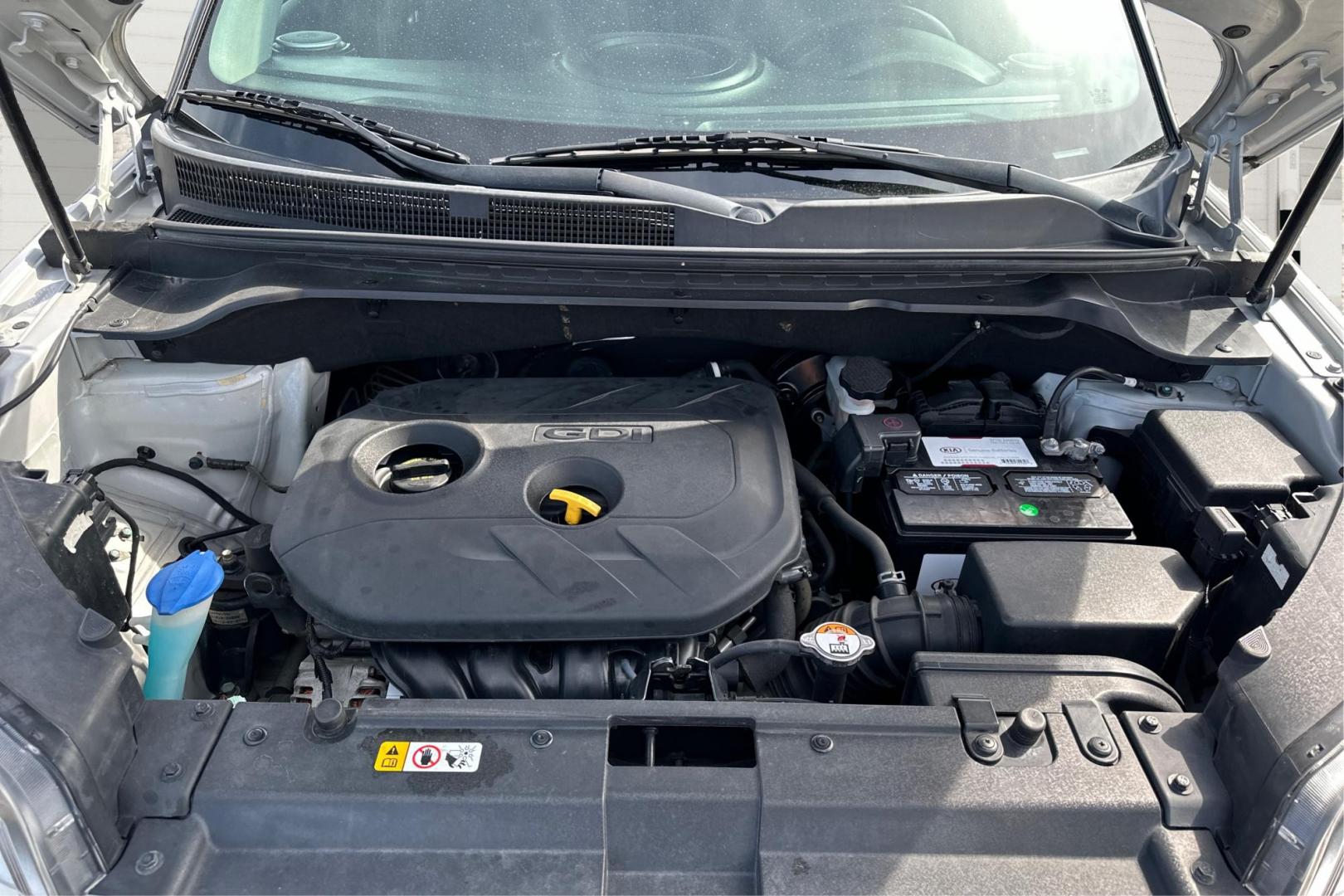 2015 Silver Kia Soul + (KNDJP3A58F7) with an 2.0L L4 DOHC 16V engine, 6-Speed Automatic transmission, located at 7755 State Street, Midvale, UT, 84047, (801) 753-9063, 40.610329, -111.890656 - Photo#10