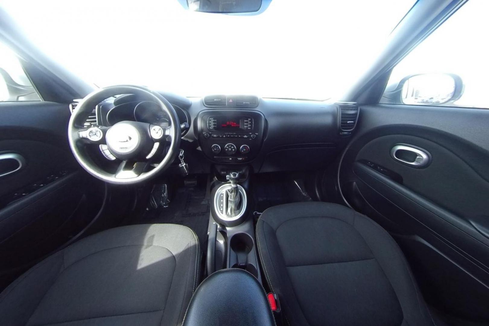 2015 Silver Kia Soul + (KNDJP3A58F7) with an 2.0L L4 DOHC 16V engine, 6-Speed Automatic transmission, located at 7755 State Street, Midvale, UT, 84047, (801) 753-9063, 40.610329, -111.890656 - Photo#16