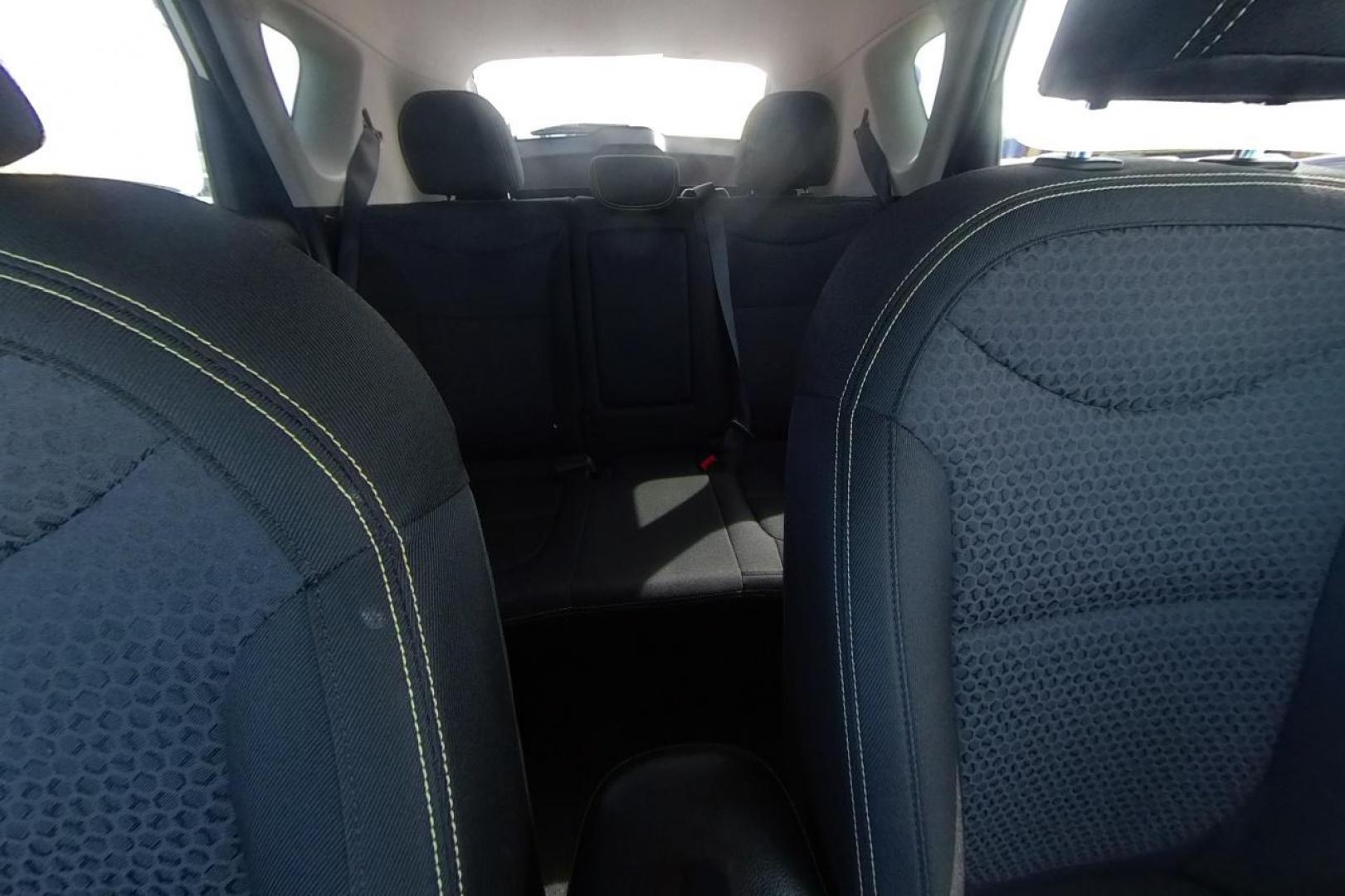 2015 Silver Kia Soul + (KNDJP3A58F7) with an 2.0L L4 DOHC 16V engine, 6-Speed Automatic transmission, located at 7755 State Street, Midvale, UT, 84047, (801) 753-9063, 40.610329, -111.890656 - Photo#18