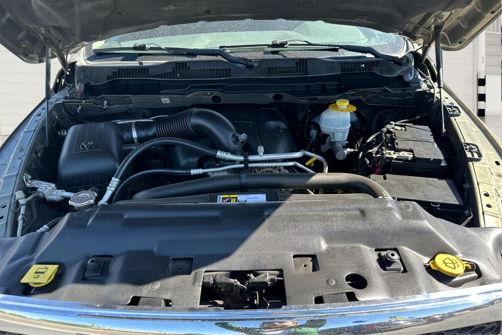 2015 Gold RAM 1500 SLT Quad Cab 4WD (1C6RR7GT8FS) with an 5.7L V8 OHV 16V engine, 6-Speed Automatic transmission, located at 7755 State Street, Midvale, UT, 84047, (801) 753-9063, 40.610329, -111.890656 - Photo#10