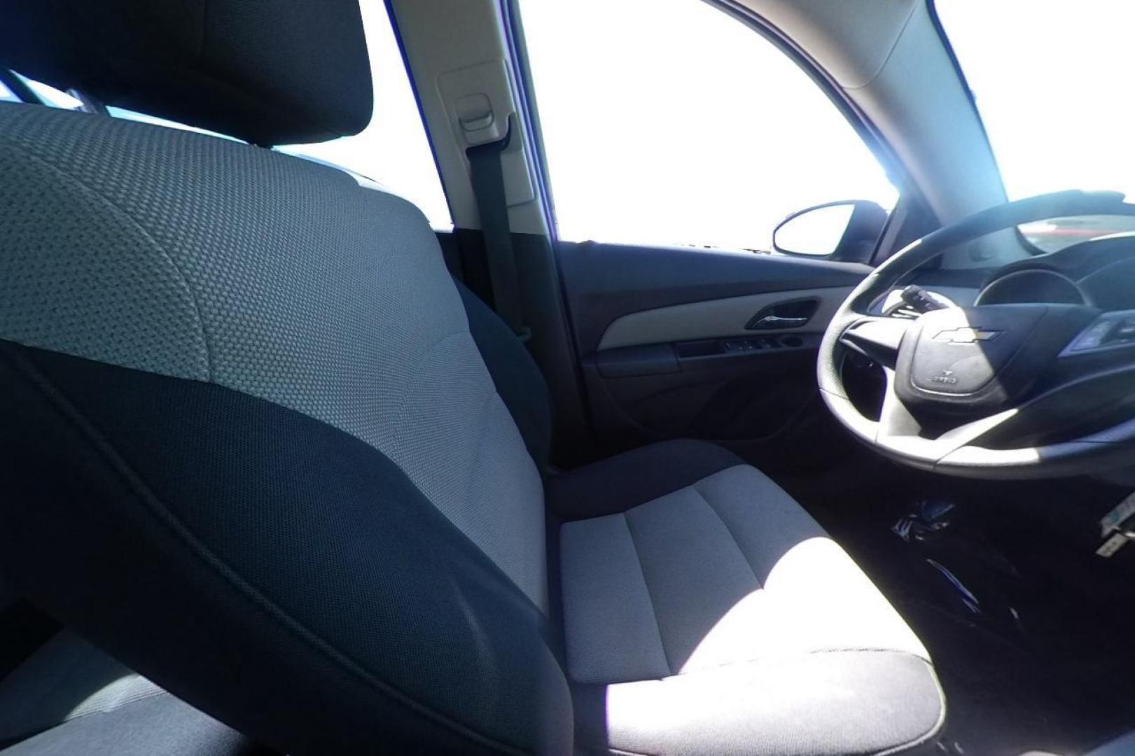 2016 Blue Chevrolet Cruze Limited LS Auto (1G1PC5SG4G7) with an 1.8L L4 DOHC 16V FFV engine, 6A transmission, located at 7755 State Street, Midvale, UT, 84047, (801) 753-9063, 40.610329, -111.890656 - Photo#16