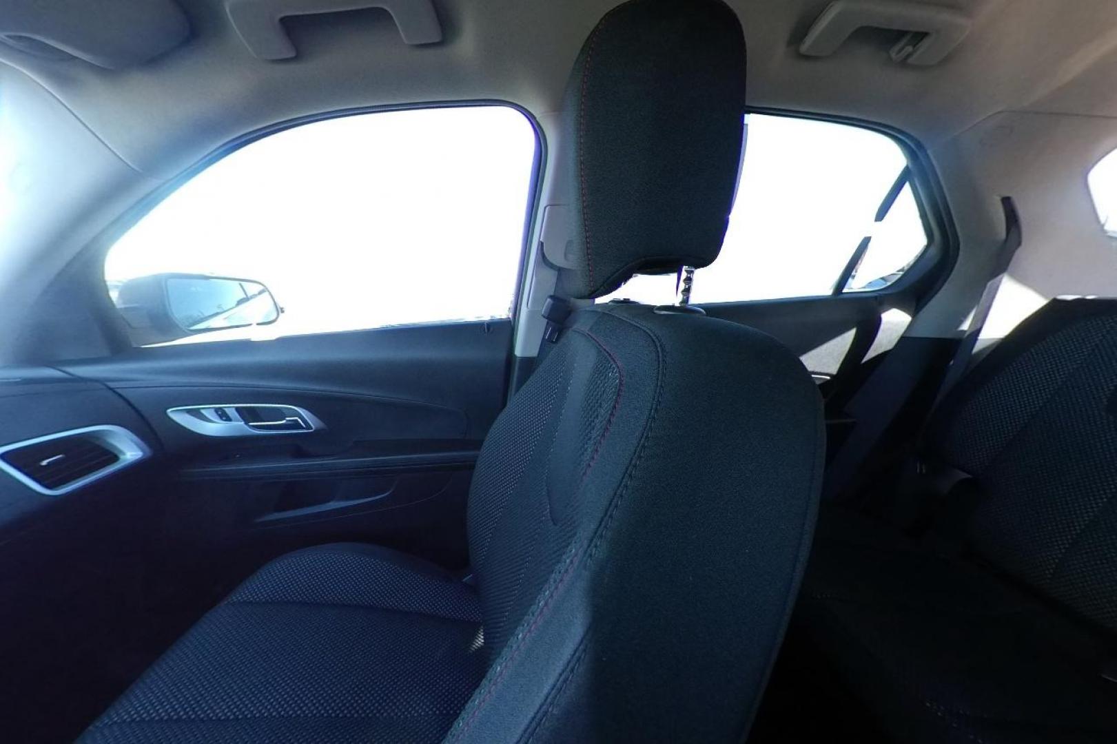 2016 White Chevrolet Equinox LS 2WD (2GNALBEK4G1) with an 2.4L L4 DOHC 16V FFV engine, 6A transmission, located at 7755 State Street, Midvale, UT, 84047, (801) 753-9063, 40.610329, -111.890656 - Photo#17