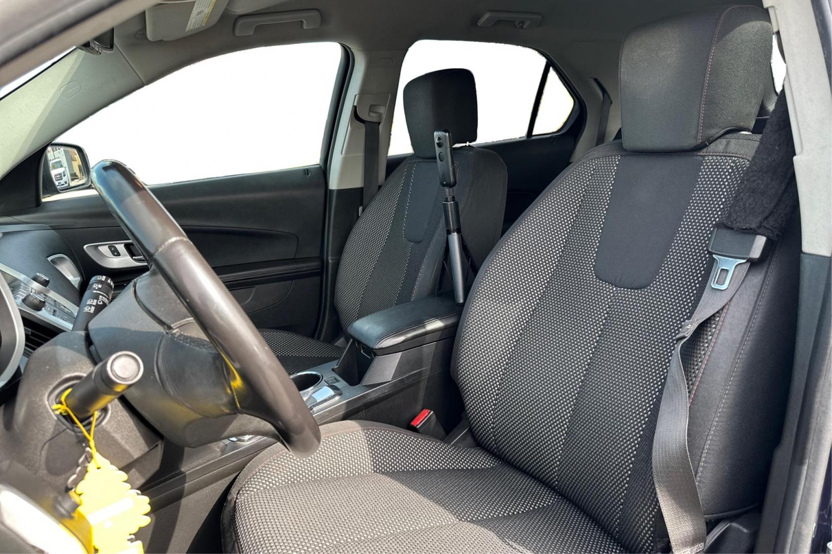 2016 Blue Chevrolet Equinox LT 2WD (2GNALCEK7G1) with an 2.4L L4 DOHC 16V FFV engine, 6A transmission, located at 7755 State Street, Midvale, UT, 84047, (801) 753-9063, 40.610329, -111.890656 - Photo#14