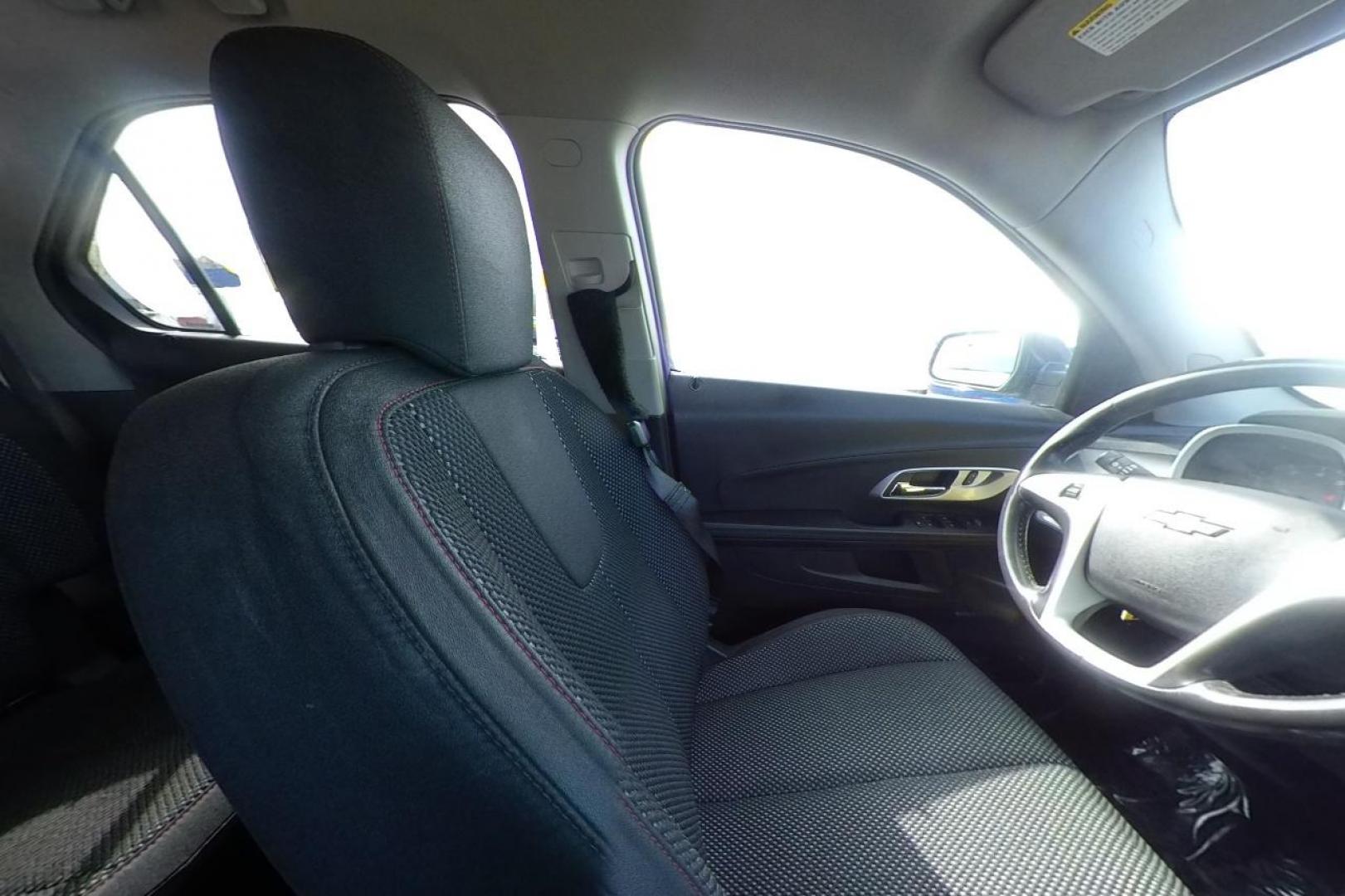 2016 Blue Chevrolet Equinox LT 2WD (2GNALCEK7G1) with an 2.4L L4 DOHC 16V FFV engine, 6A transmission, located at 7755 State Street, Midvale, UT, 84047, (801) 753-9063, 40.610329, -111.890656 - Photo#19
