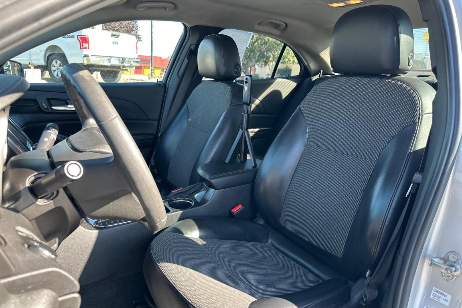 2016 Silver Chevrolet Malibu Limited 1LT (1G11C5SA7GF) with an 2.5L L4 DOHC 16V engine, 6A transmission, located at 7755 State Street, Midvale, UT, 84047, (801) 753-9063, 40.610329, -111.890656 - Photo#14