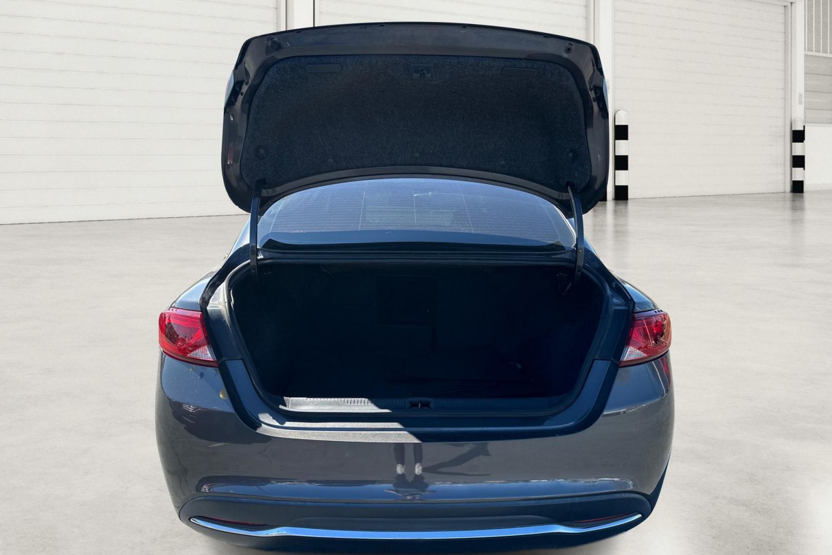 2016 Gray Chrysler 200 Limited (1C3CCCABXGN) with an 2.4L L4 DOHC 16V engine, 9A transmission, located at 767 S State Road, Pleasant Grove, UT, 84062, (801) 785-1058, 40.354839, -111.736687 - Photo#13