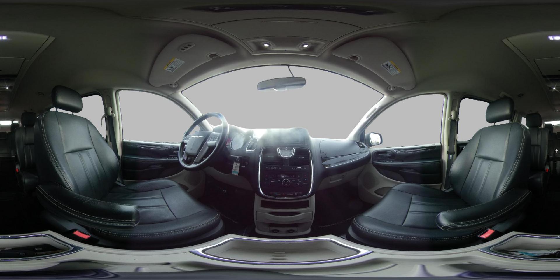 2016 Silver Chrysler Town and Country Touring (2C4RC1BG1GR) with an 3.6L V6 DOHC 24V engine, 6A transmission, located at 7755 State Street, Midvale, UT, 84047, (801) 753-9063, 40.610329, -111.890656 - Photo#20
