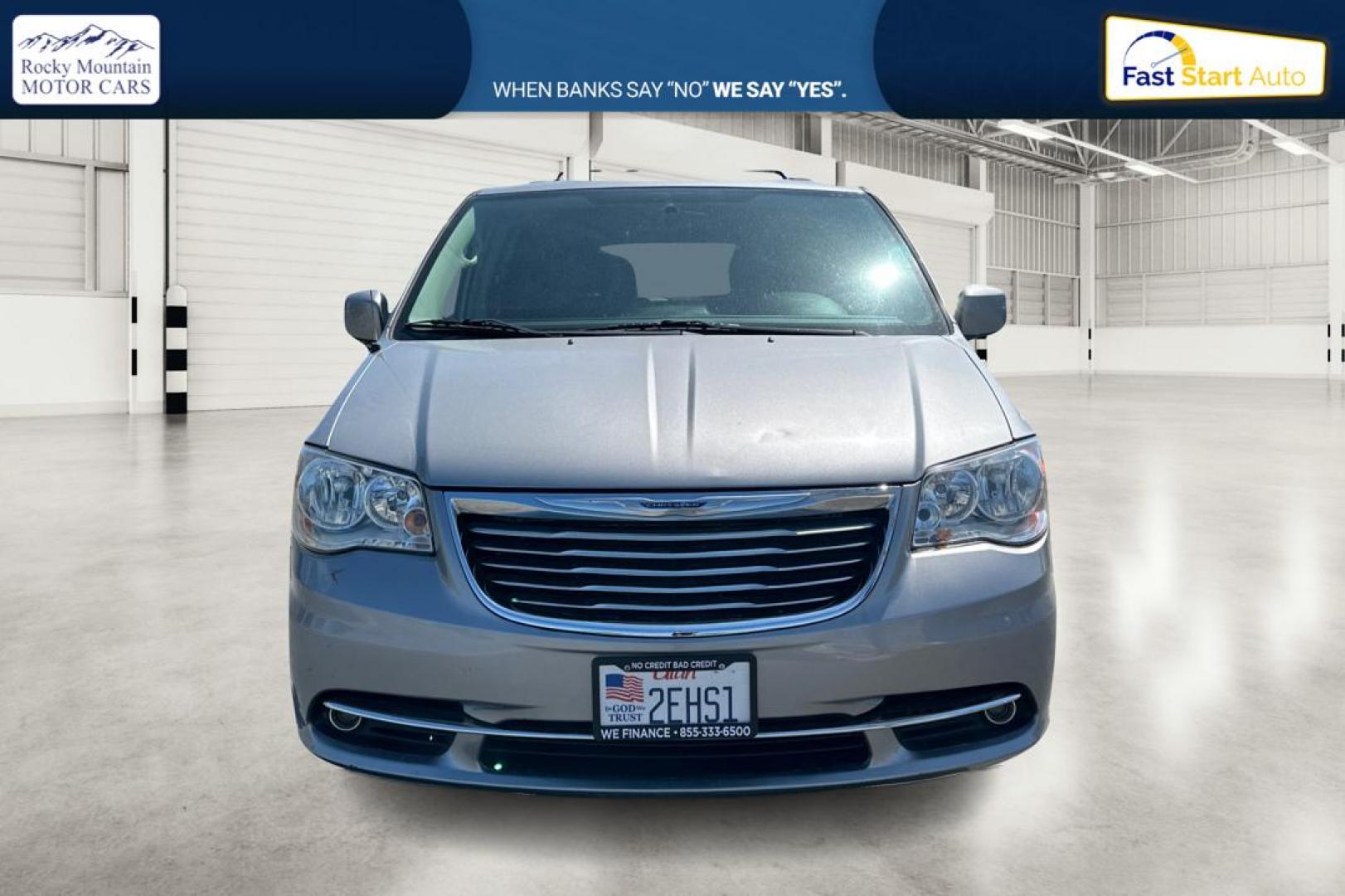 2016 Silver Chrysler Town and Country Touring (2C4RC1BG8GR) with an 3.6L V6 DOHC 24V engine, 6A transmission, located at 7755 State Street, Midvale, UT, 84047, (801) 753-9063, 40.610329, -111.890656 - Photo#9