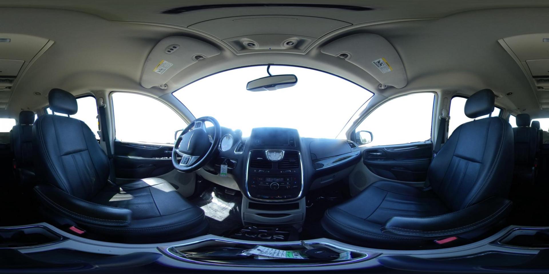 2016 Silver Chrysler Town and Country Touring (2C4RC1BG8GR) with an 3.6L V6 DOHC 24V engine, 6A transmission, located at 7755 State Street, Midvale, UT, 84047, (801) 753-9063, 40.610329, -111.890656 - Photo#20