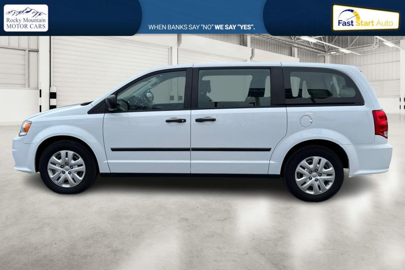2016 White Dodge Grand Caravan SE (2C4RDGBGXGR) with an 3.6L V6 DOHC 24V engine, 6A transmission, located at 767 S State Road, Pleasant Grove, UT, 84062, (801) 785-1058, 40.354839, -111.736687 - Photo#6