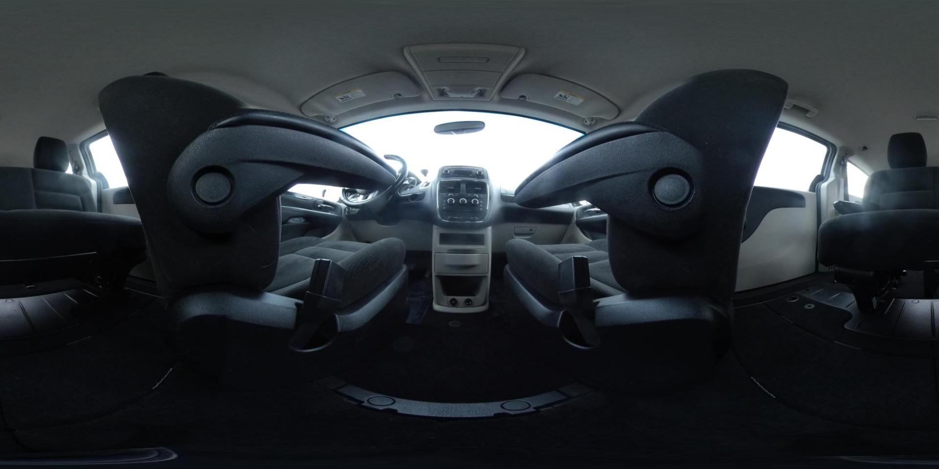2016 White Dodge Grand Caravan SE (2C4RDGBGXGR) with an 3.6L V6 DOHC 24V engine, 6A transmission, located at 767 S State Road, Pleasant Grove, UT, 84062, (801) 785-1058, 40.354839, -111.736687 - Photo#20