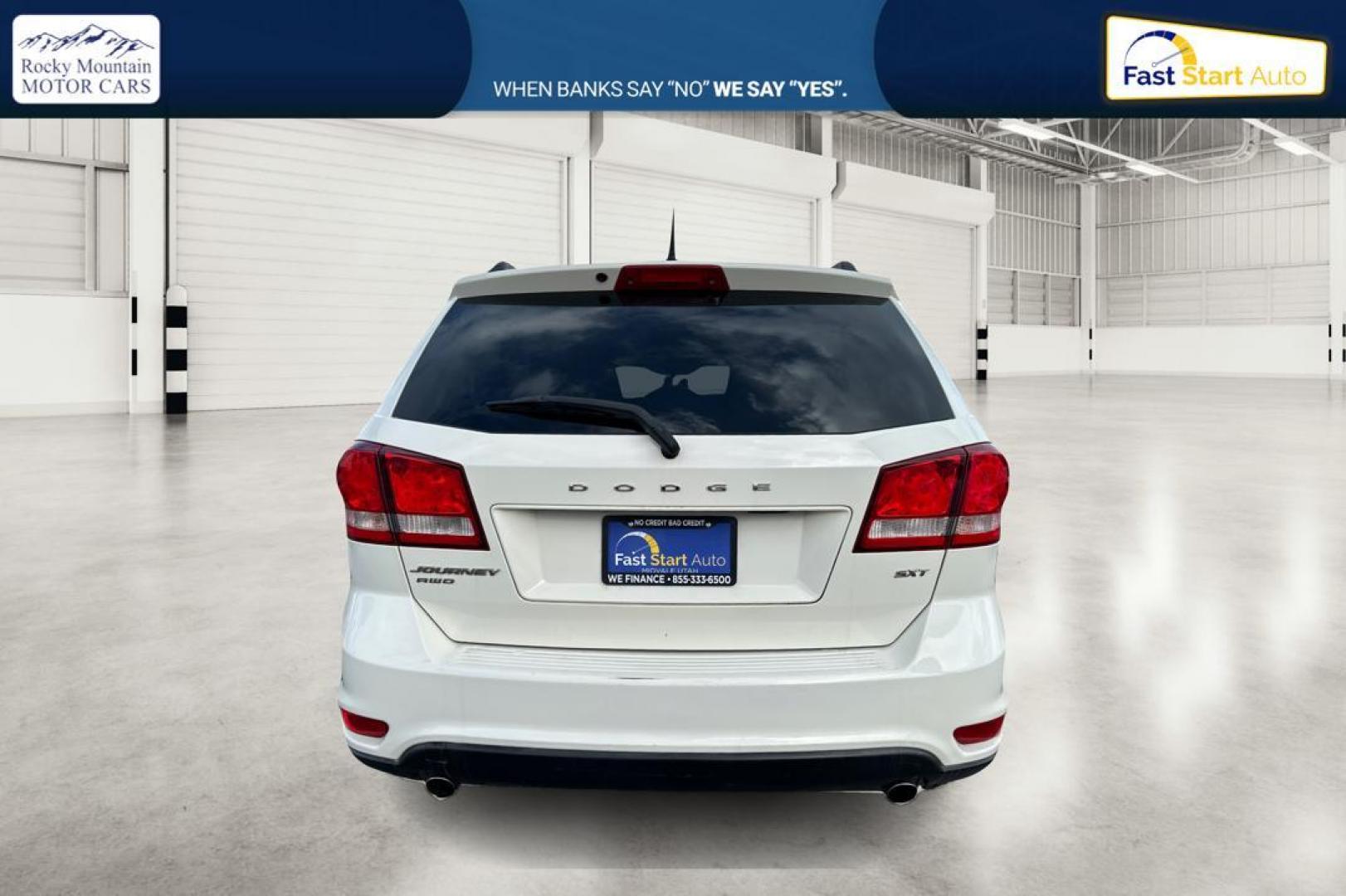 2016 White Dodge Journey SXT AWD (3C4PDDBG7GT) with an 3.6L V6 DOHC 24V engine, 6A transmission, located at 7755 State Street, Midvale, UT, 84047, (801) 753-9063, 40.610329, -111.890656 - Photo#4