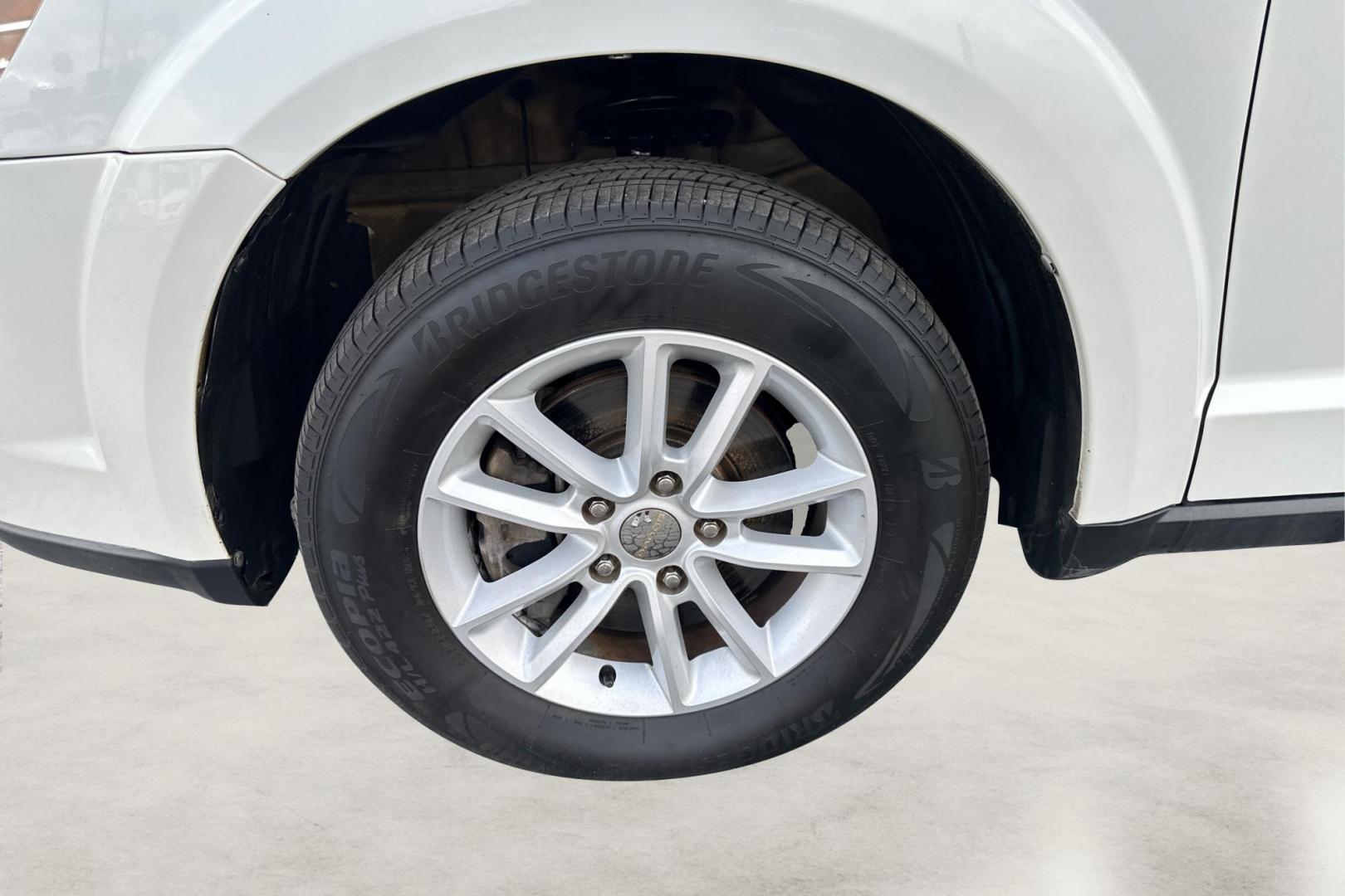 2016 White Dodge Journey SXT AWD (3C4PDDBG7GT) with an 3.6L V6 DOHC 24V engine, 6A transmission, located at 7755 State Street, Midvale, UT, 84047, (801) 753-9063, 40.610329, -111.890656 - Photo#12