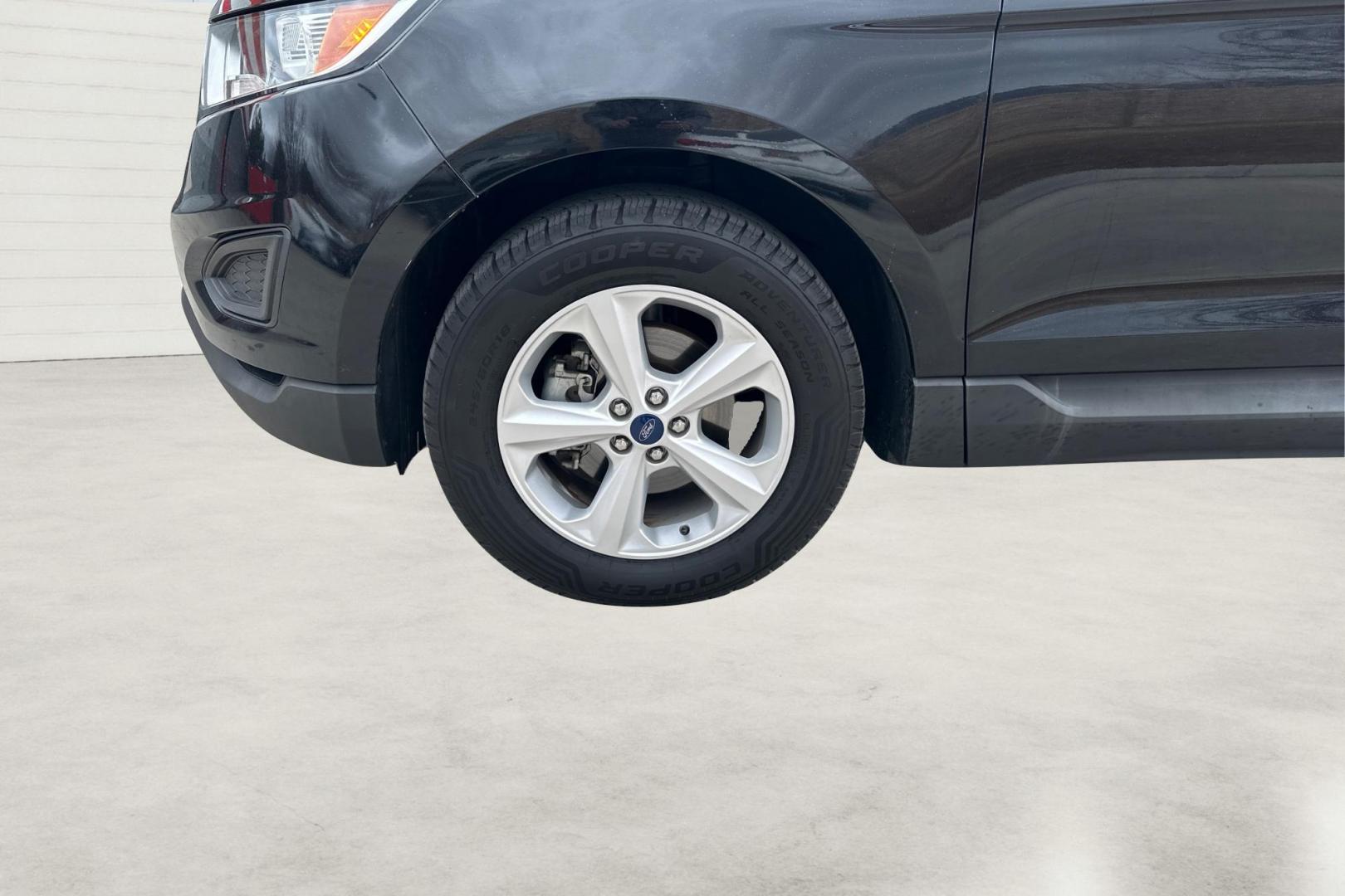2016 Black Ford Edge SE FWD (2FMPK3G91GB) with an 2.0L L4 DOHC 16V engine, 6A transmission, located at 7755 State Street, Midvale, UT, 84047, (801) 753-9063, 40.610329, -111.890656 - Photo#12