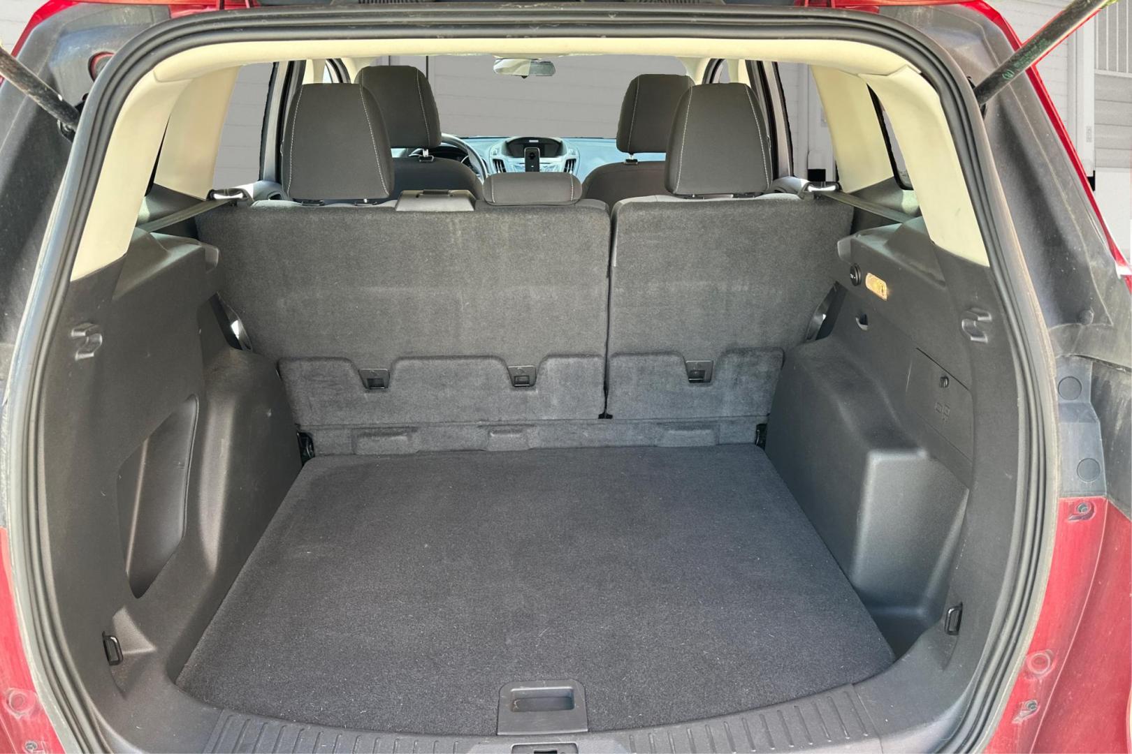 2016 Red Ford Escape SE FWD (1FMCU0G79GU) with an 2.5L L4 DOHC 16V engine, 6-Speed Automatic transmission, located at 767 S State Road, Pleasant Grove, UT, 84062, (801) 785-1058, 40.354839, -111.736687 - Photo#13