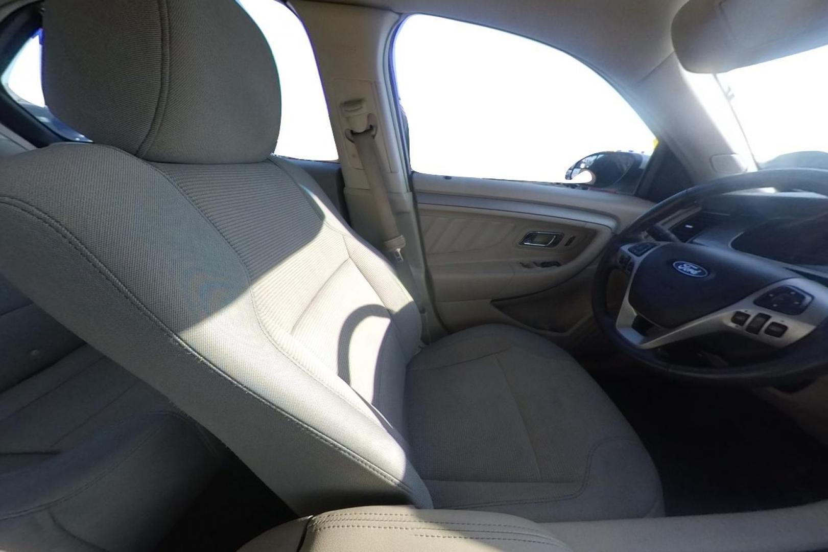 2016 White Ford Taurus SEL FWD (1FAHP2E83GG) with an 3.5L V6 DOHC 24V engine, 6A transmission, located at 7755 State Street, Midvale, UT, 84047, (801) 753-9063, 40.610329, -111.890656 - Photo#19