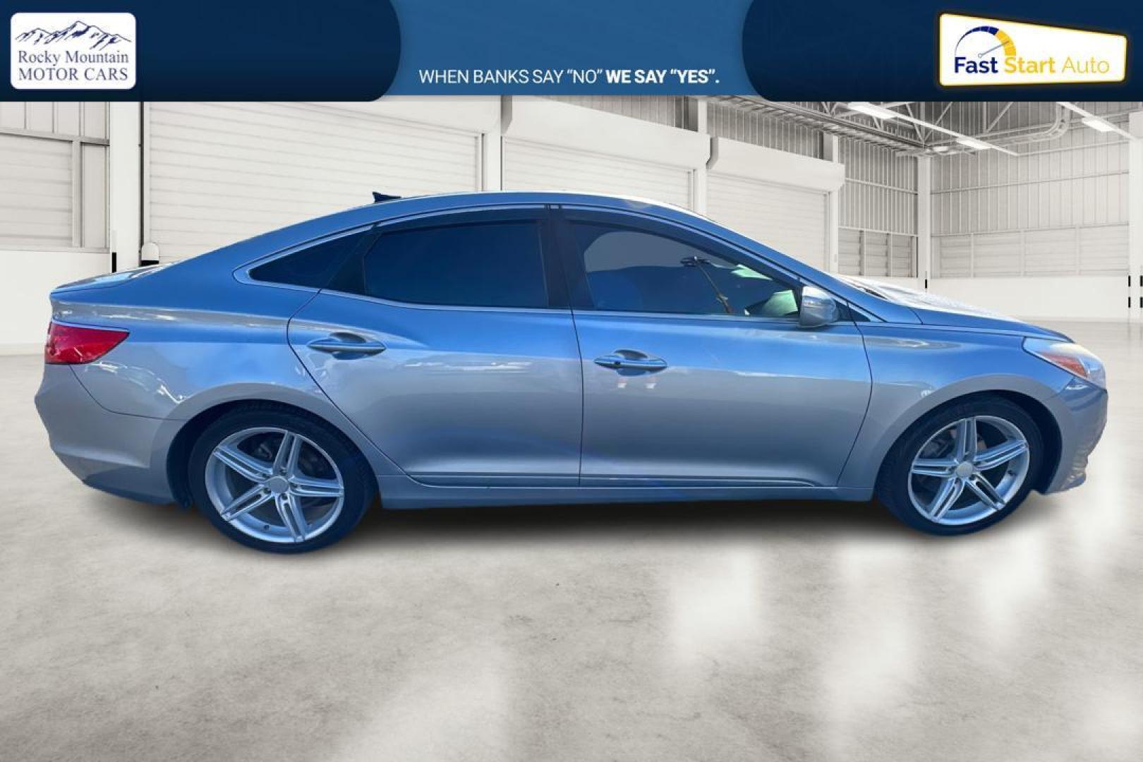 2016 Gray Hyundai Azera Limited (KMHFH4JG3GA) with an 3.3L V6 DOHC 24V engine, 6A transmission, located at 7755 State Street, Midvale, UT, 84047, (801) 753-9063, 40.610329, -111.890656 - Photo#1