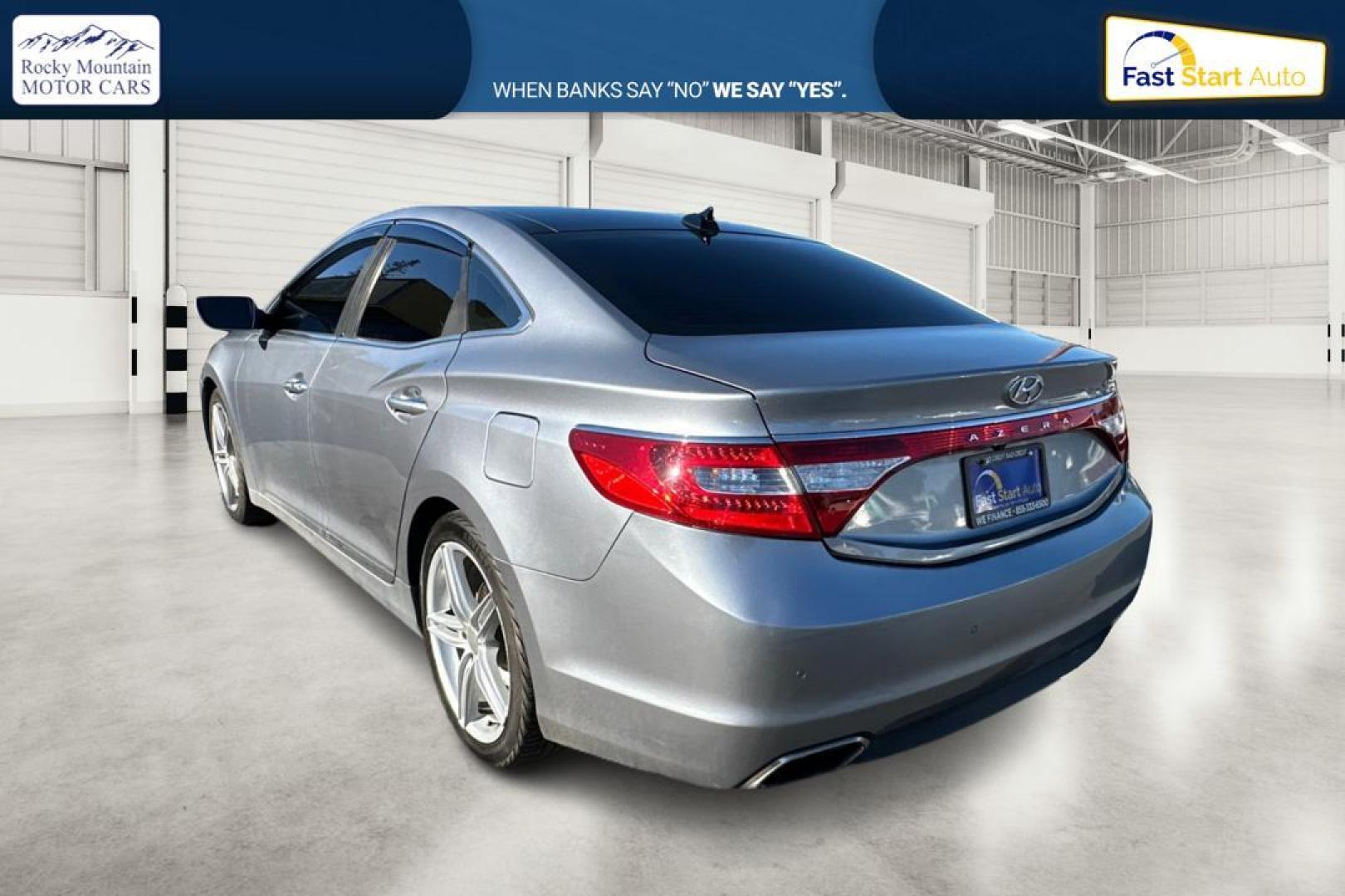 2016 Gray Hyundai Azera Limited (KMHFH4JG3GA) with an 3.3L V6 DOHC 24V engine, 6A transmission, located at 7755 State Street, Midvale, UT, 84047, (801) 753-9063, 40.610329, -111.890656 - Photo#5