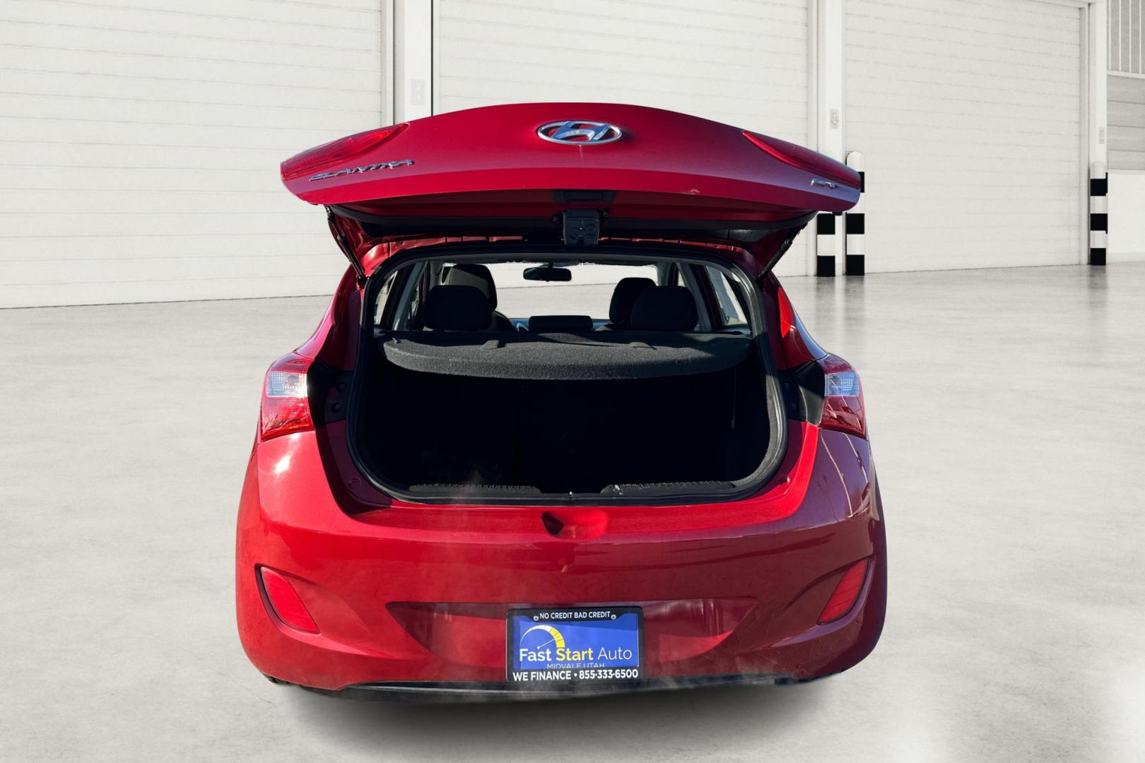 2016 Red Hyundai Elantra GT A/T (KMHD35LH0GU) with an 2.0L L4 16V DOHC engine, 6A transmission, located at 344 S Washington Blvd, Ogden, UT, 84404, (801) 399-1799, 41.255482, -111.970848 - Photo#13