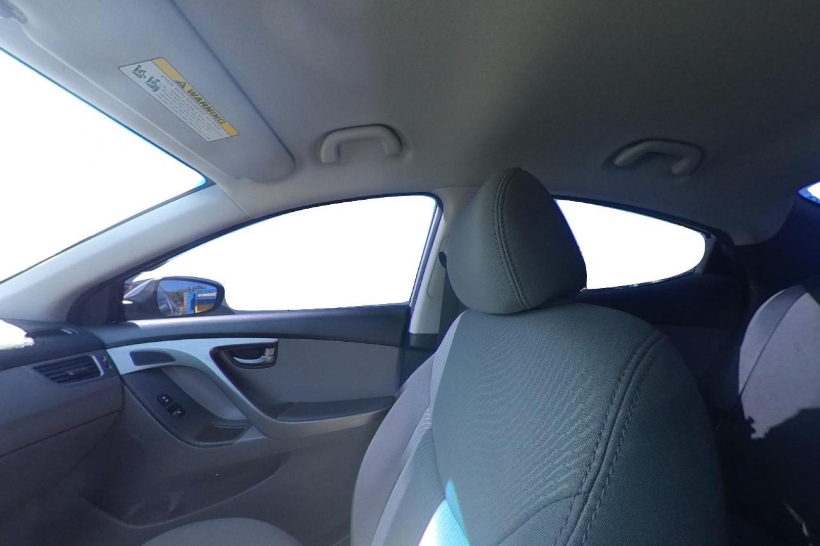 2016 Silver Hyundai Elantra Limited (5NPDH4AE8GH) with an 1.8L L4 DOHC 16V engine, 6-Speed Automatic transmission, located at 344 S Washington Blvd, Ogden, UT, 84404, (801) 399-1799, 41.255482, -111.970848 - Photo#15