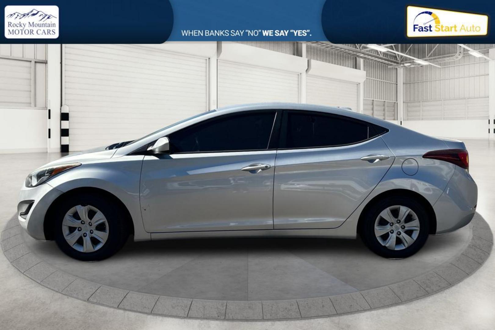 2016 Silver Hyundai Elantra Limited (5NPDH4AE8GH) with an 1.8L L4 DOHC 16V engine, 6-Speed Automatic transmission, located at 344 S Washington Blvd, Ogden, UT, 84404, (801) 399-1799, 41.255482, -111.970848 - Photo#6